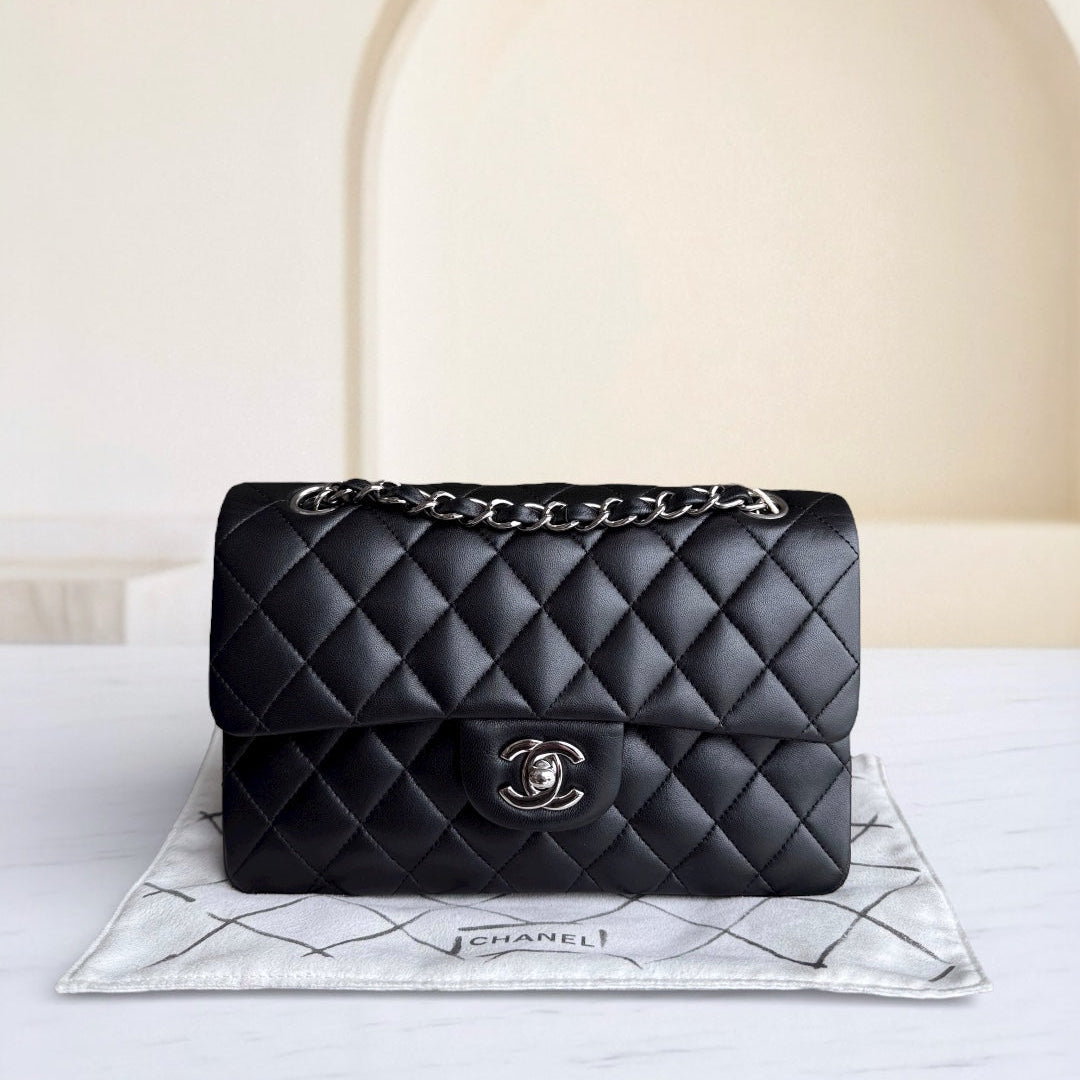 Chanel Classic Flap Small - Lambskin 23CM Quilted Black Silver Hardware Series 14