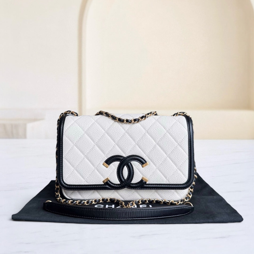 Chanel Filigree CC Small - Caviar Quilted Grained Calfskin White Black Gold Hardware Series 24