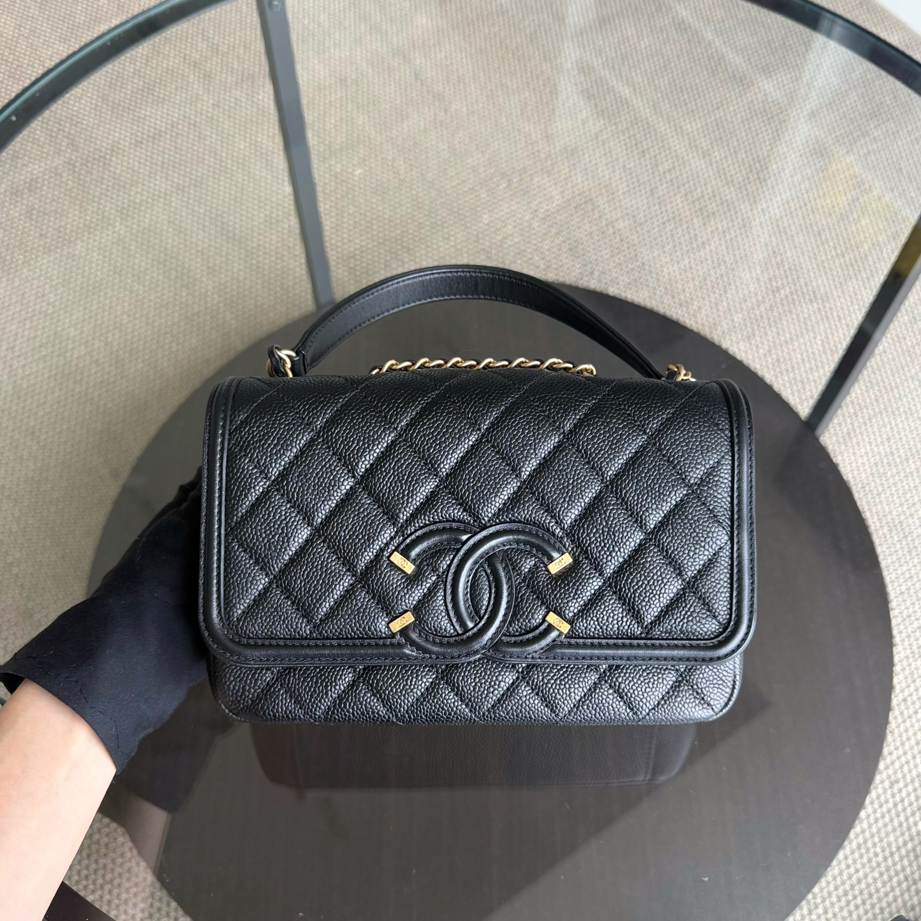 Chanel Filigree CC Small - Caviar Quilted Grained Calfskin Black Gold Hardware Series 22