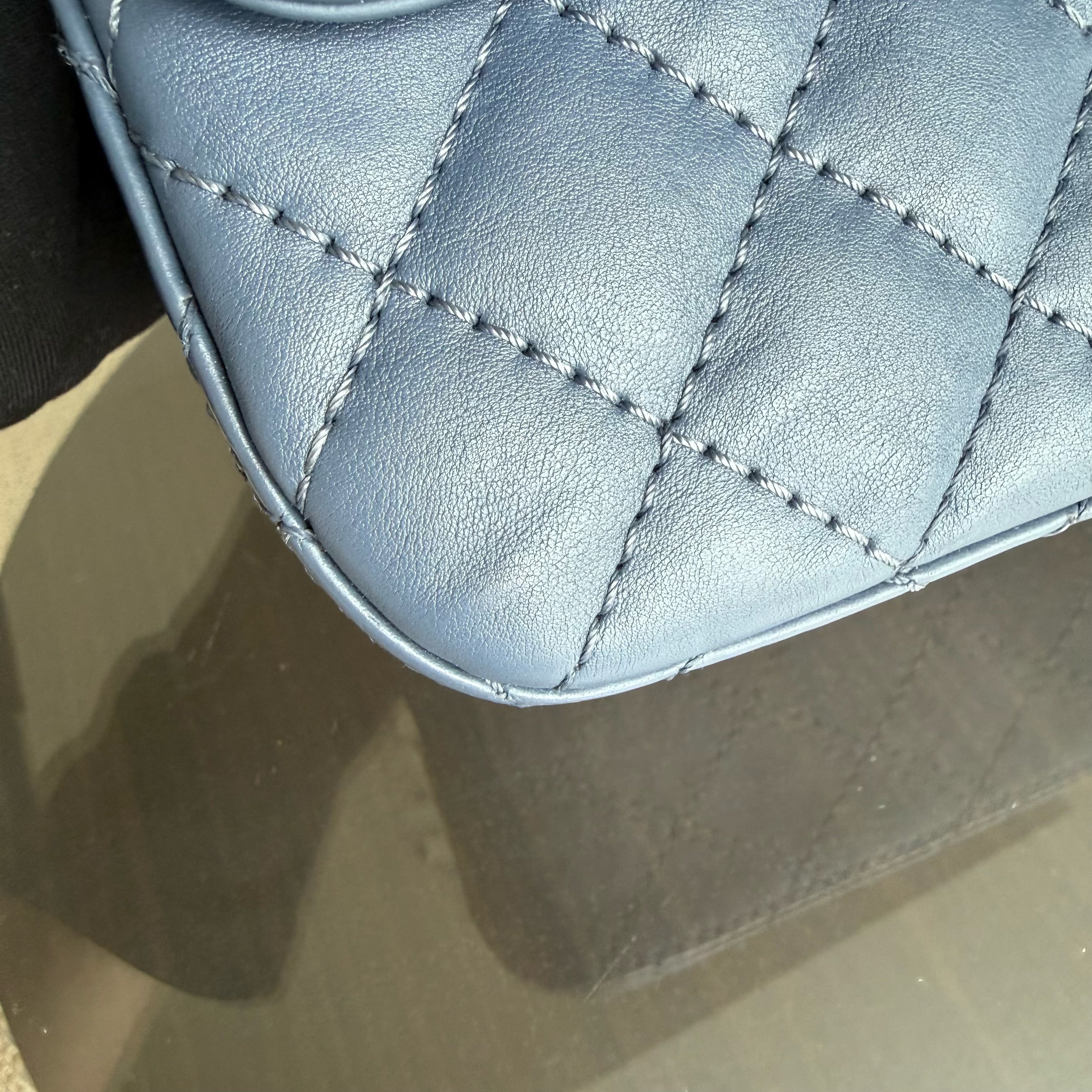 Chanel 2.55 Reissue 225 - 24CM Caviar Quilted Blue Gold Hardware Series 23