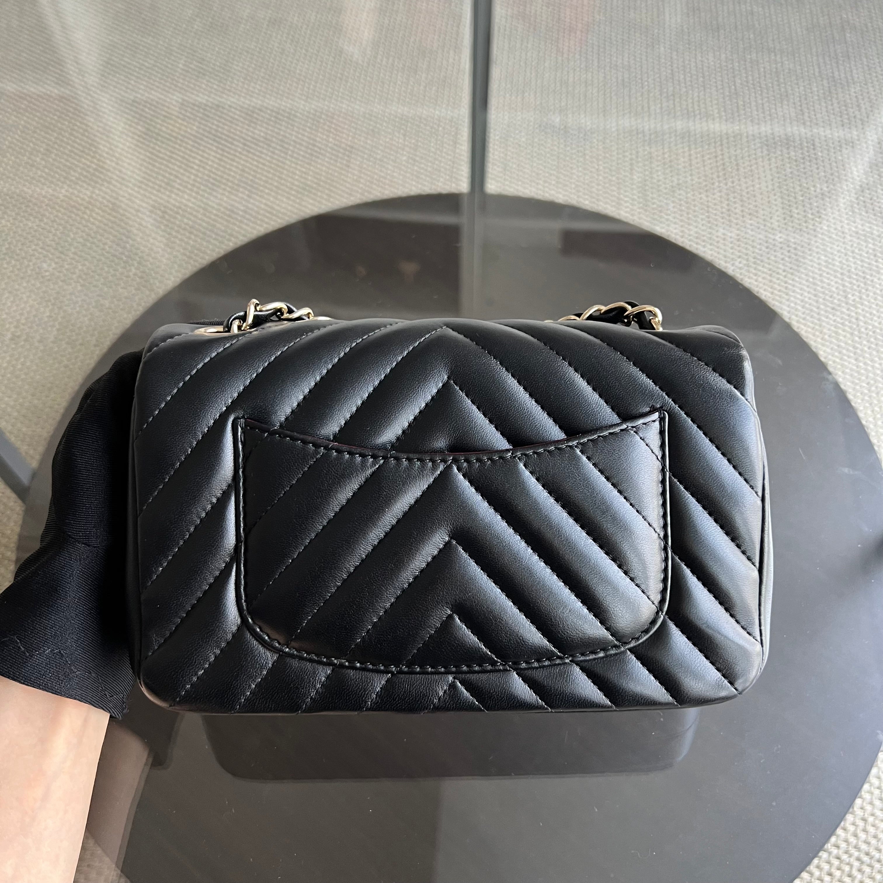 *Full Set, Receipt* Mini Rectangular Classic Flap Double Flap 20CM Chevron Lambskin Black GHW No 24