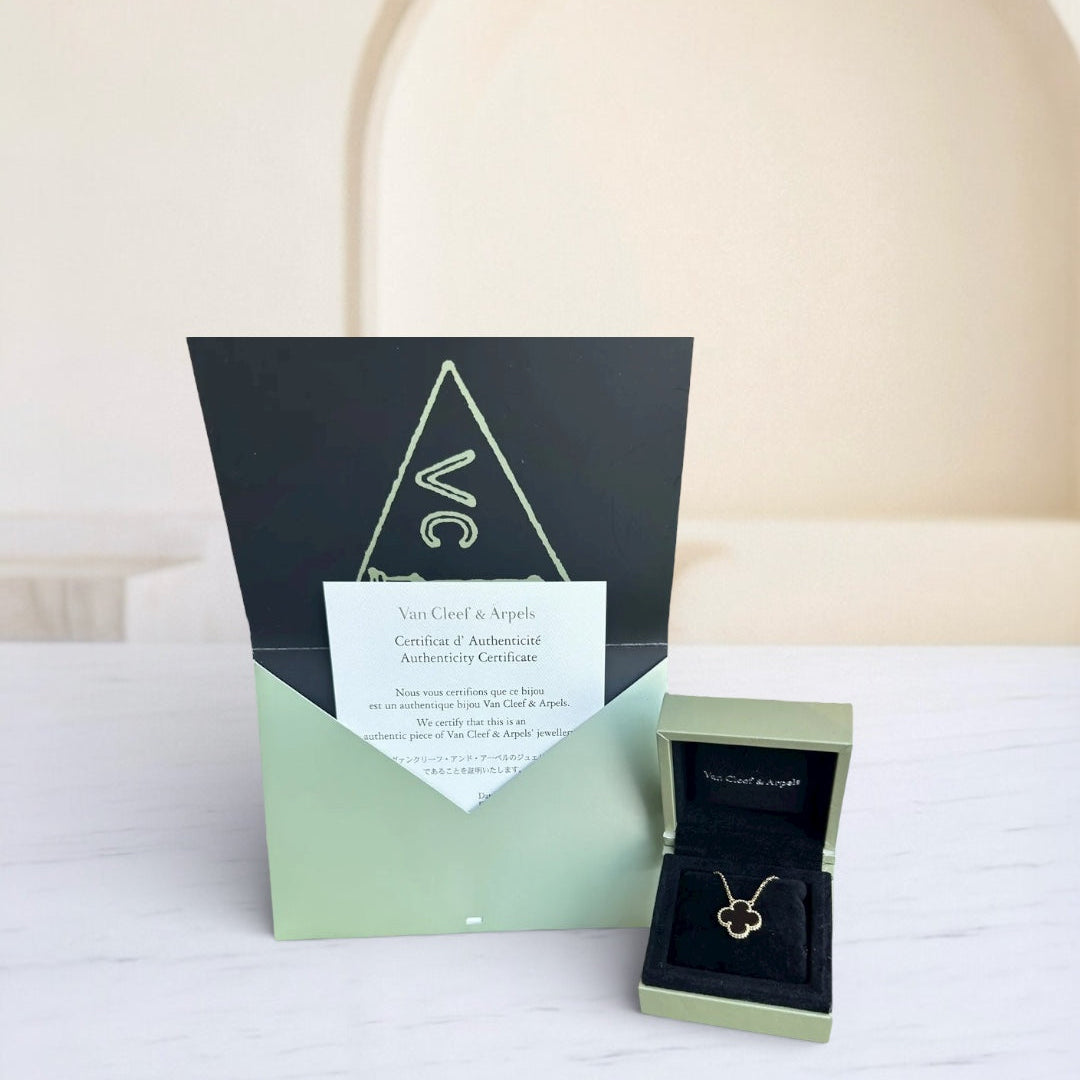 Van Cleef & Arpels VCA Vintage Alhambra Onyx Pendant Necklace 18K Yellow Gold