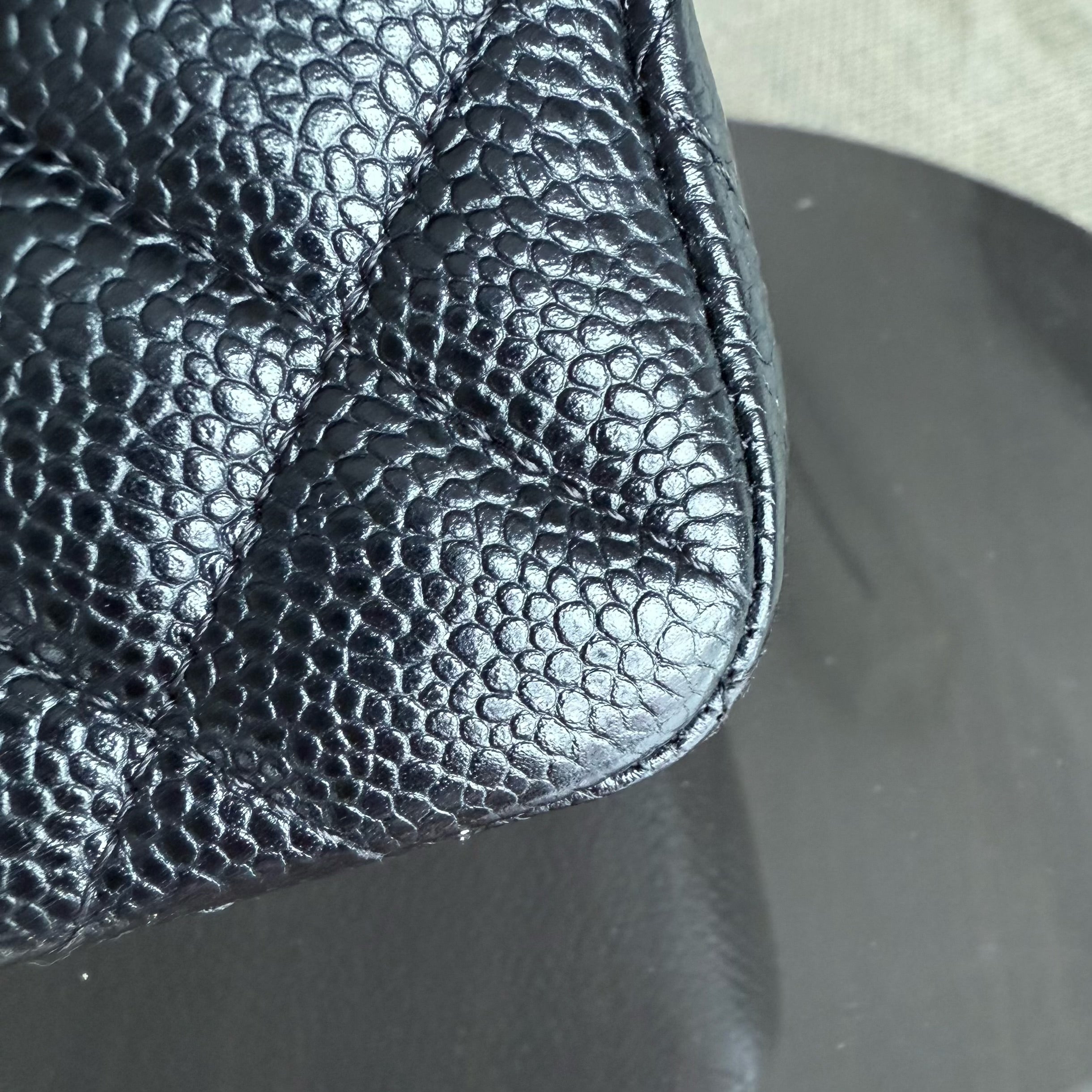 Chanel Classic Flap Small - Caviar 23CM Quilted Black Gold Hardware Series 24