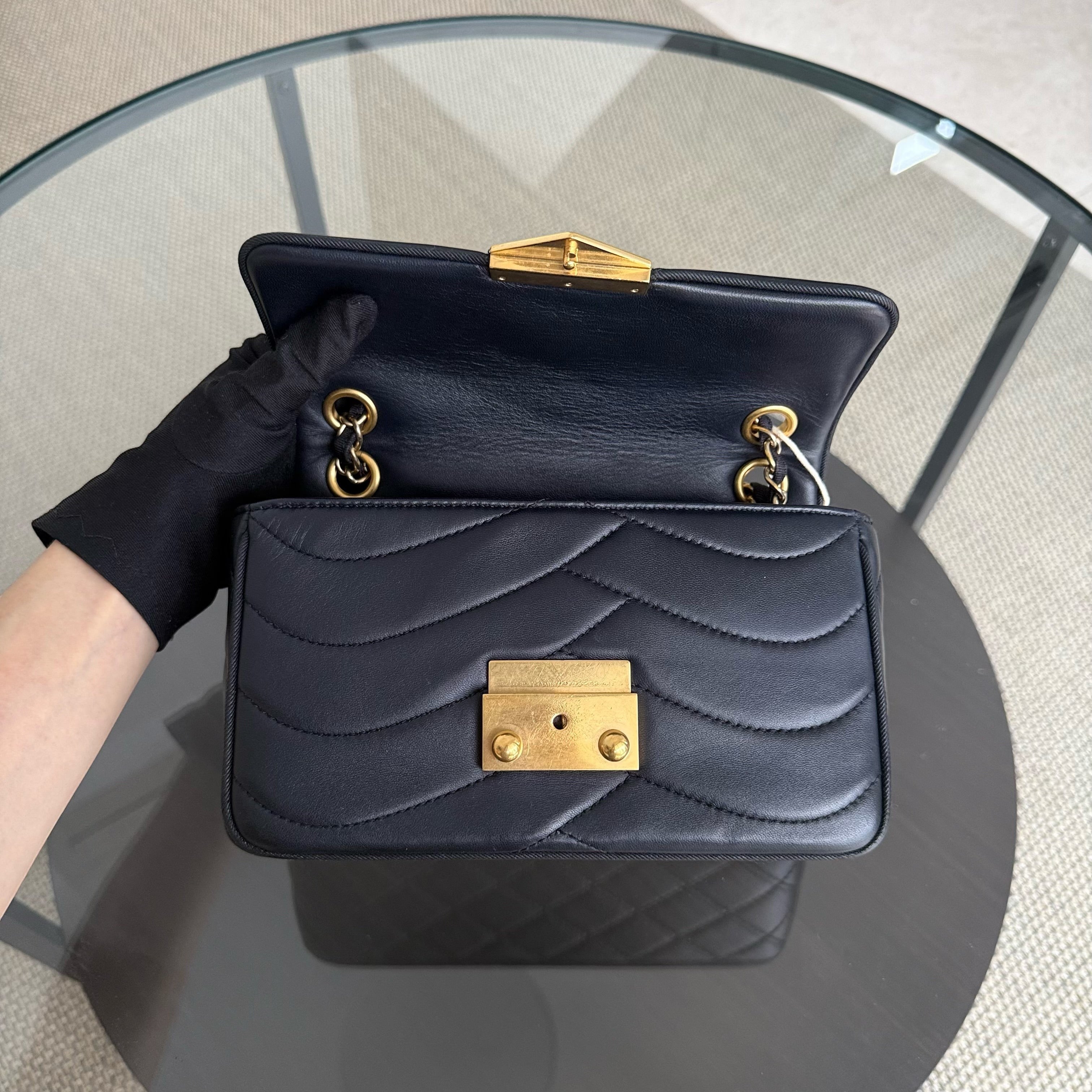Chanel Flap - Calfskin 21CM Chevron Gold Hardware Series 21