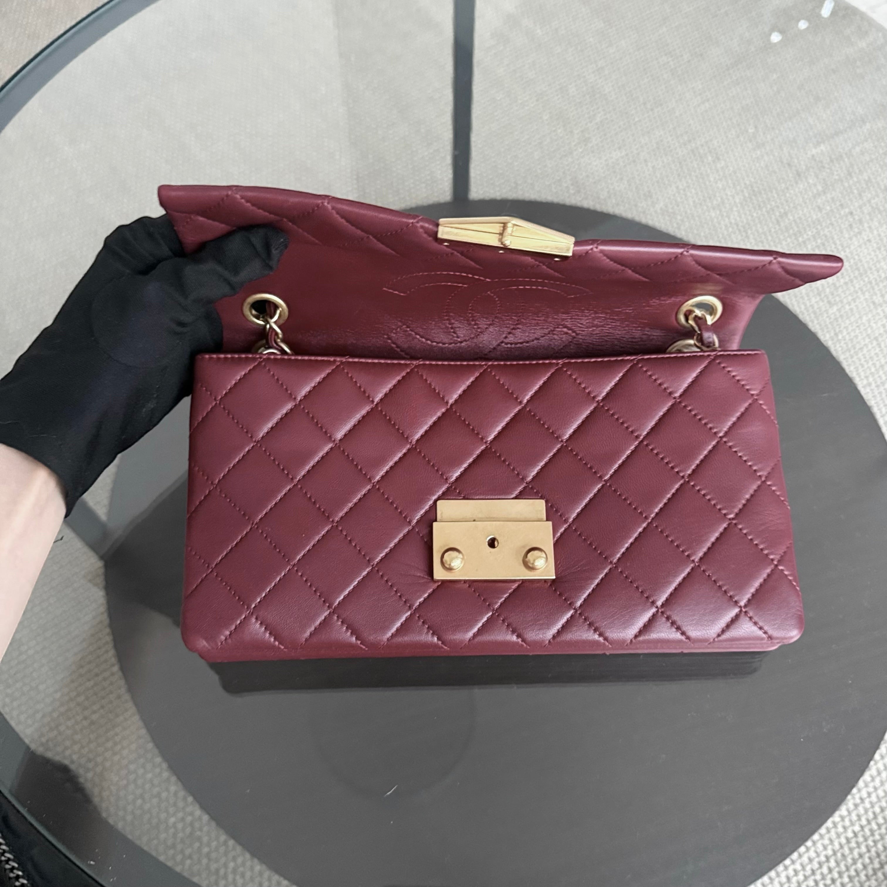 Chanel Flap Medium - 25CM Quilted Lambskin Burgundy Gold Hardware Series 21