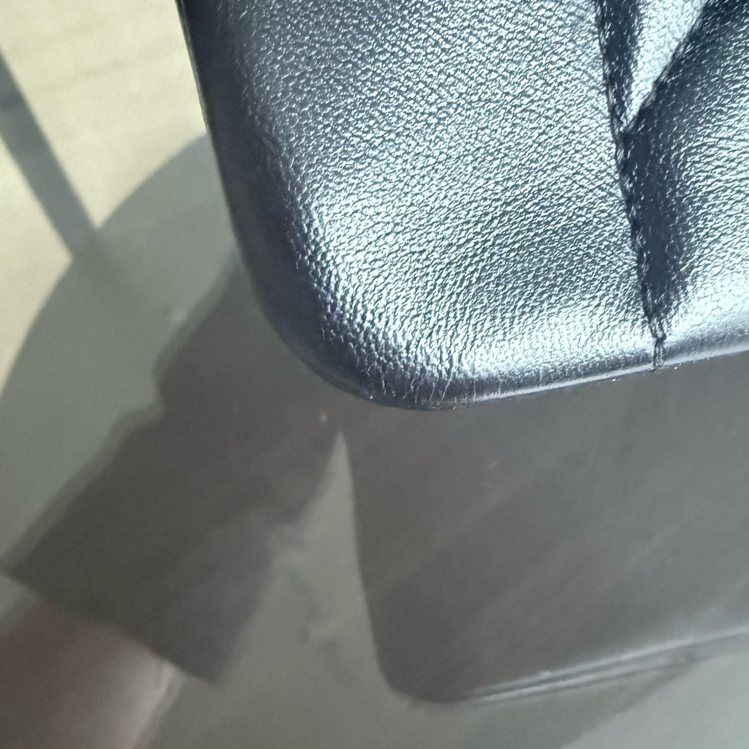 Chanel Diana Medium Vintage - Quilted Lambskin Black Gold Hardware Series 2