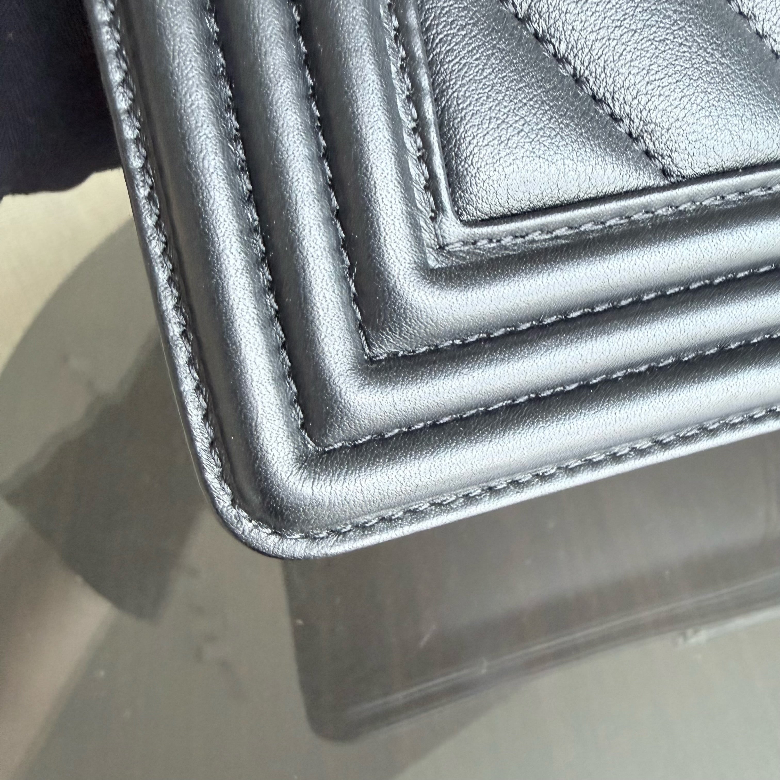 Chanel Boy Medium - 25CM Chevron Calfskin Black Ruthenium Silver Hardware