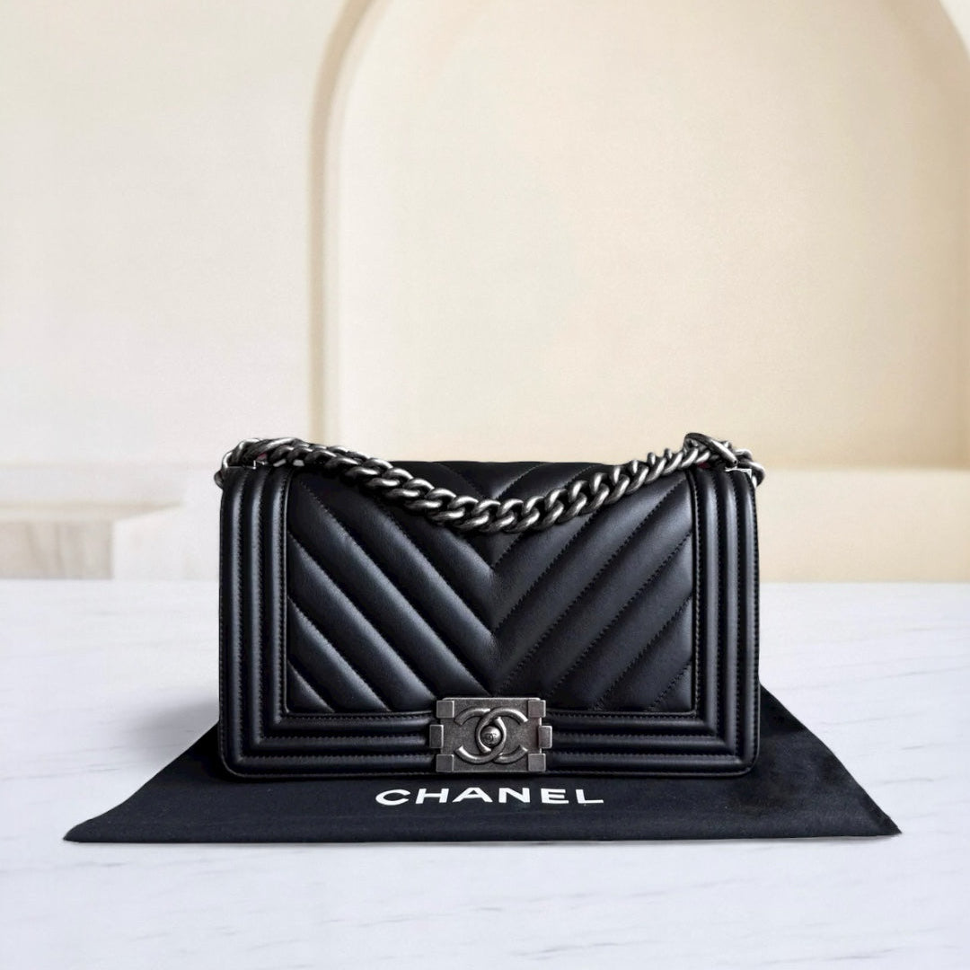Chanel Boy Medium - 25CM Chevron Calfskin Black Ruthenium Silver Hardware Series 26