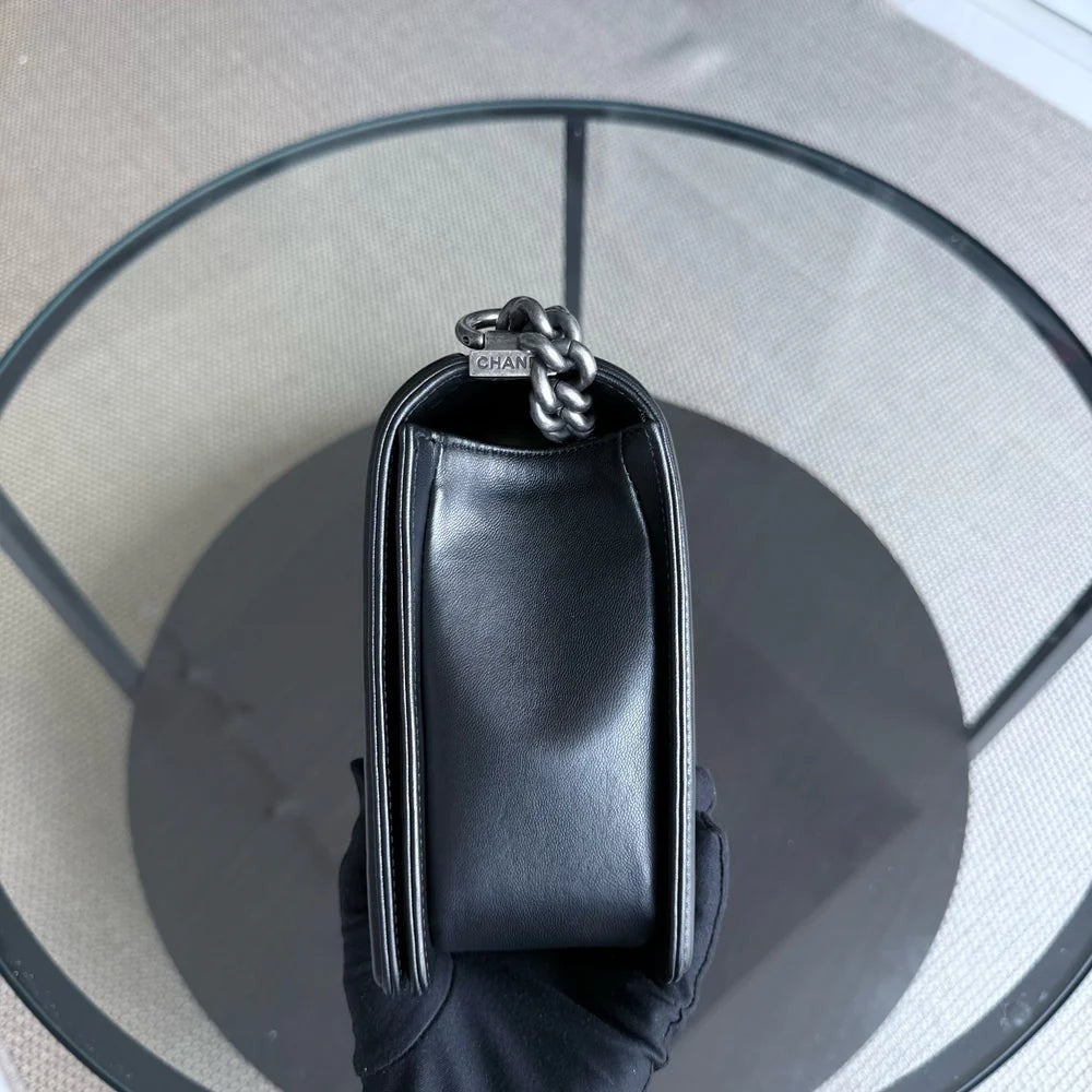 Chanel Boy New Medium - 28CM Quilted Lambskin Black Silver Hardware Series 23