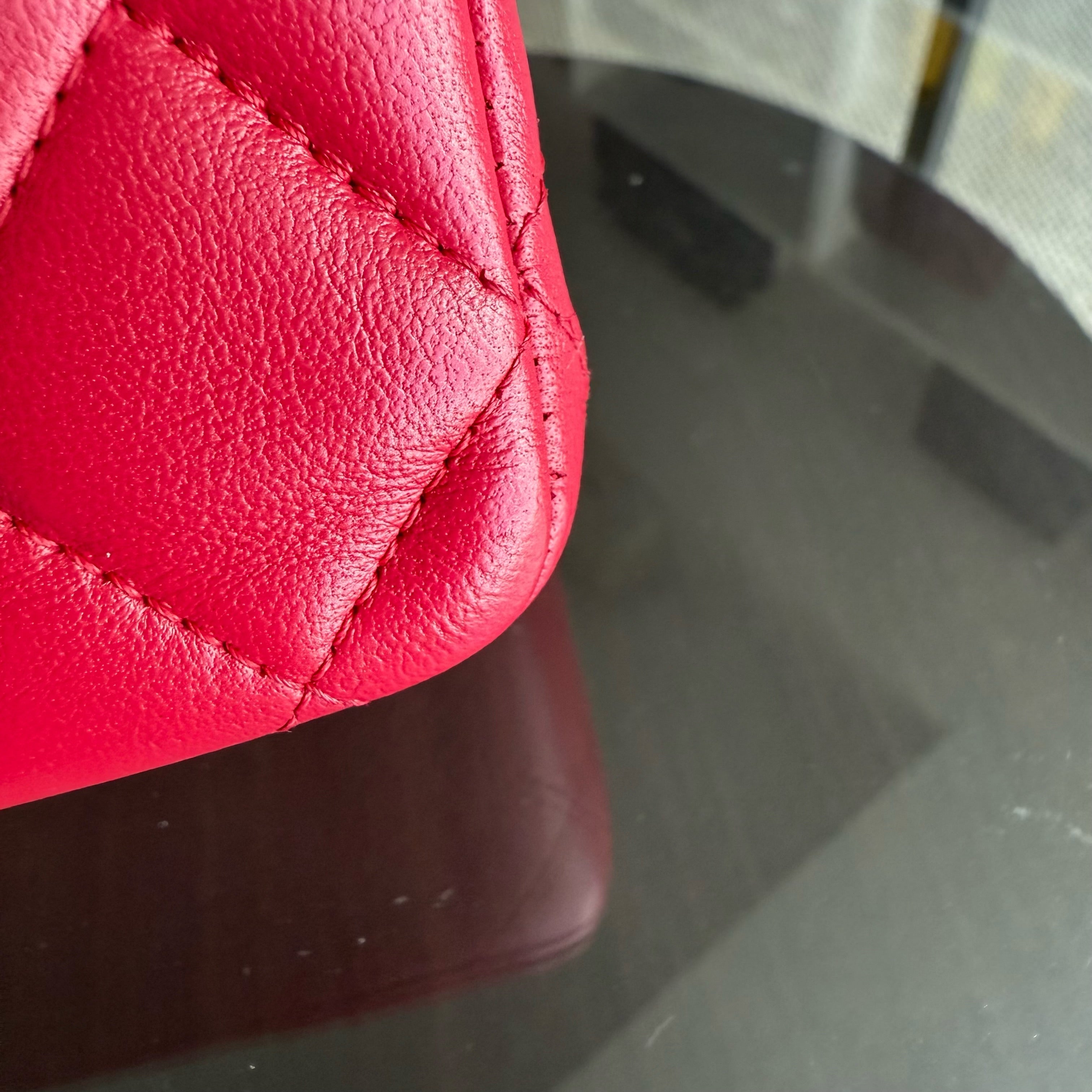 Chanel Classic Flap Medium - Quilted Lambskin 25CM Red Gold Hardware Series 23