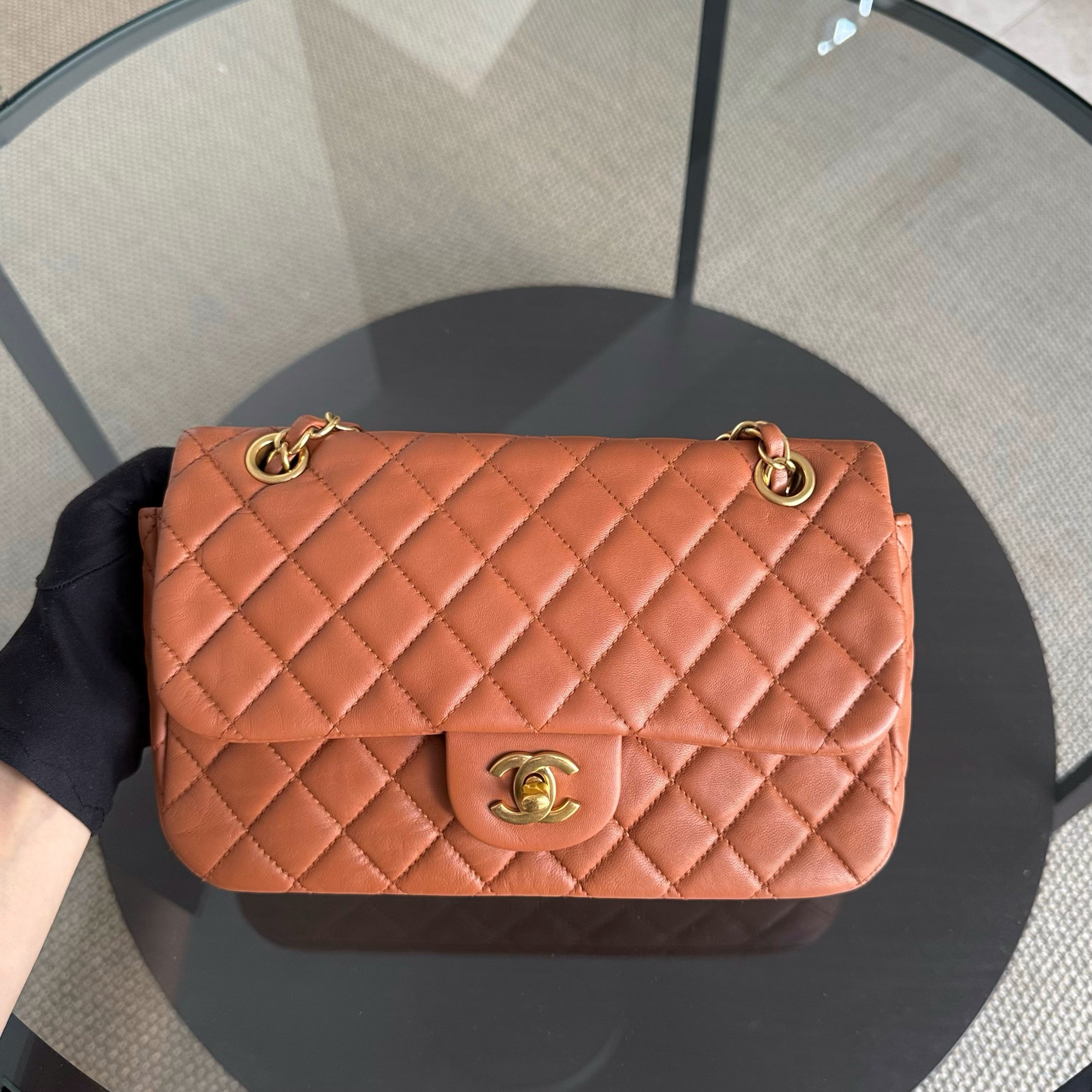 Chanel Classic Flap Medium - Special Valentine Edition 25CM Quilted Lambskin Red Gold Hardware Series 14