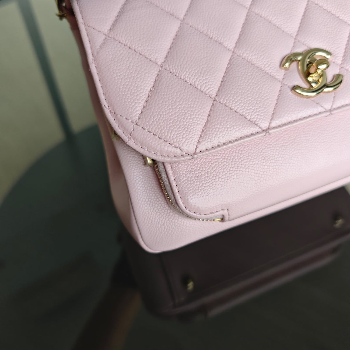 Chanel Business Affinity - Medium 23CM Caviar Quilted Sakura Light Pink Gold Hardware Microchip