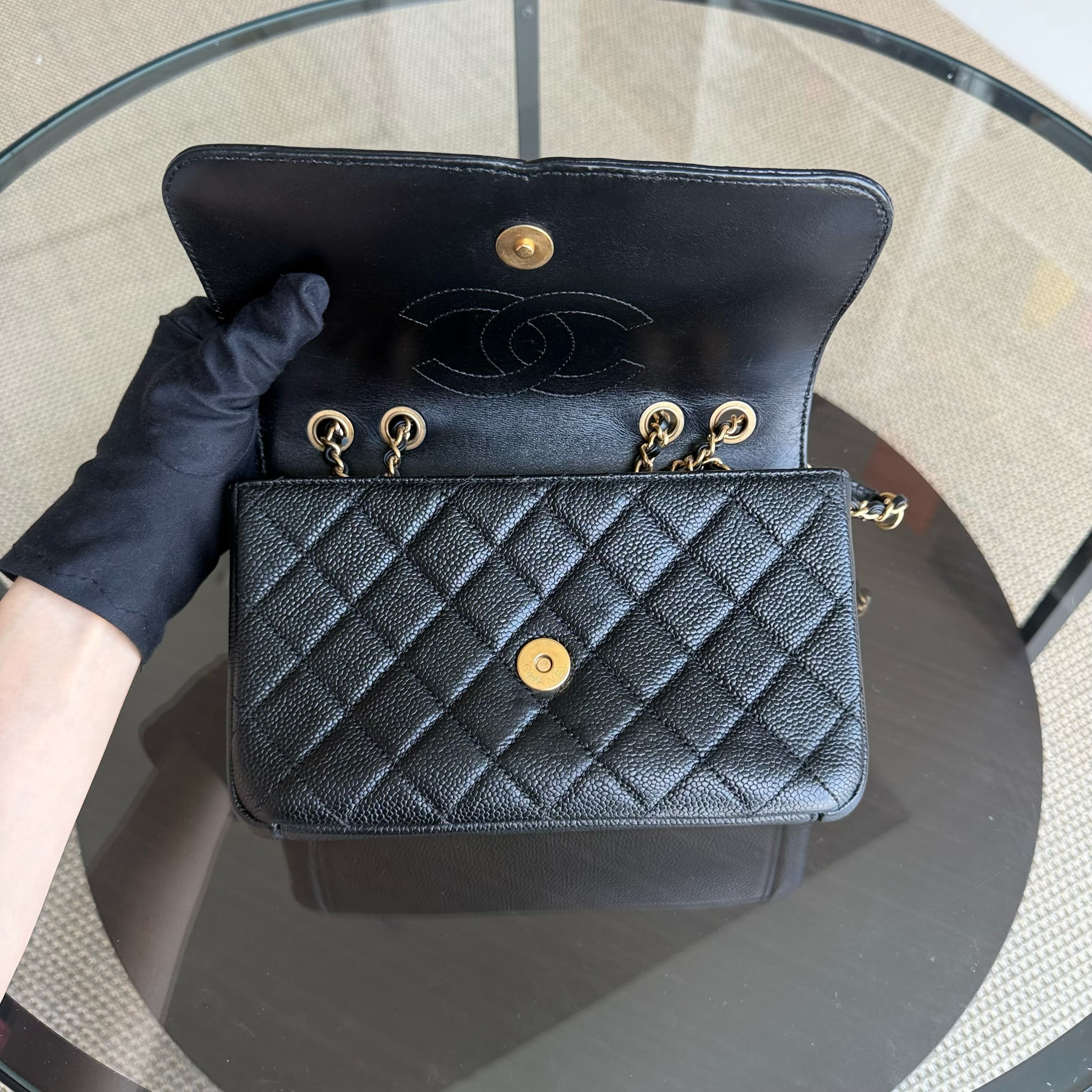 Chanel Filigree CC Small - Caviar Quilted Grained Calfskin Black Gold Hardware Series 23