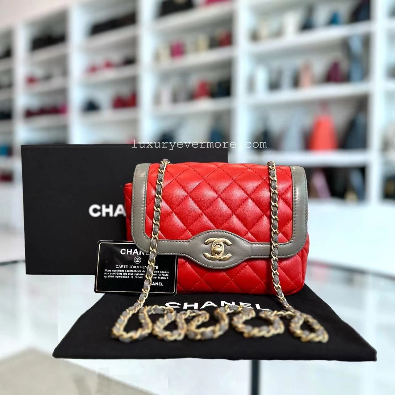 Chanel Seasonal Flap - Two Tone Quilted Lambskin Red Grey Golden Hardware Series 23