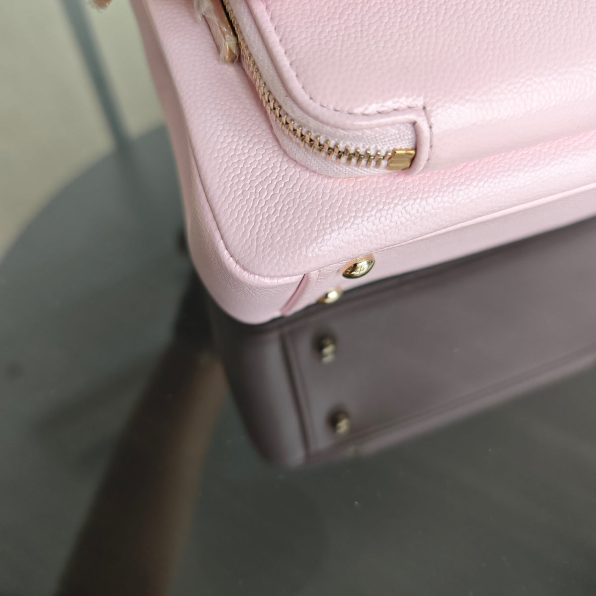 Chanel Business Affinity - Medium 23CM Caviar Quilted Sakura Light Pink Gold Hardware Microchip