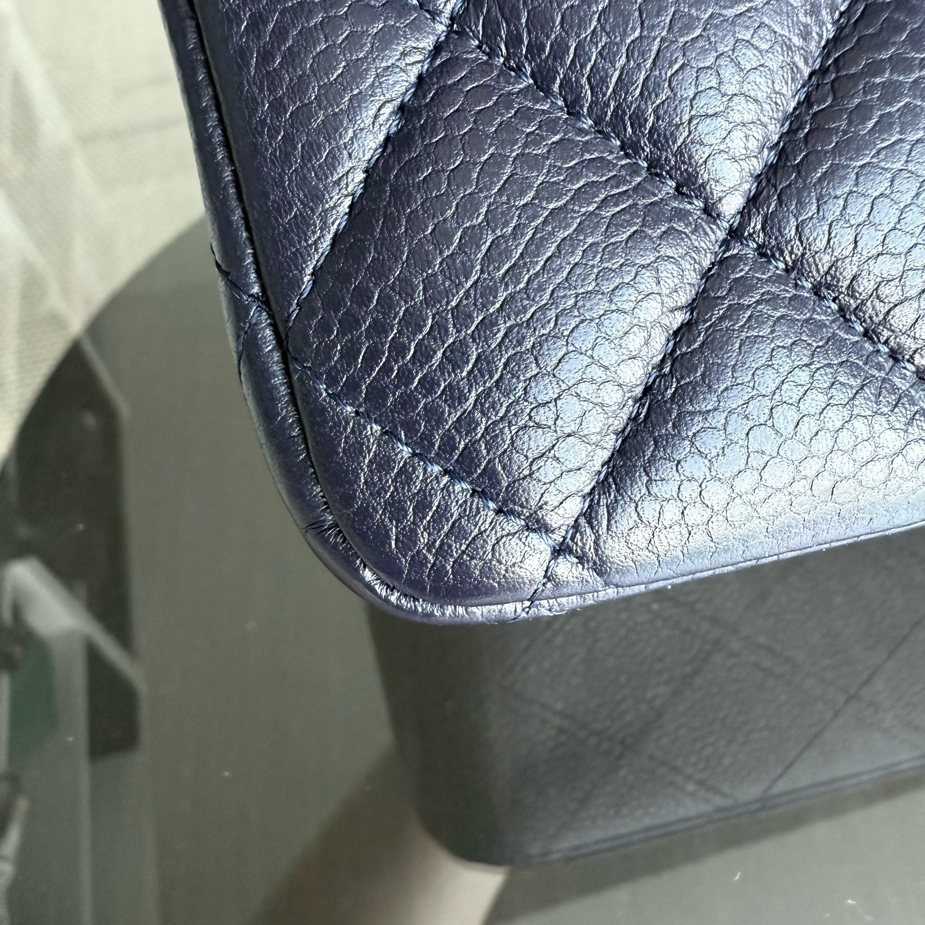 Chanel Classic Flap Medium - Caviar 25CM Quilted Grained Calfskin Midnight Blue Silver Hardware Series 18