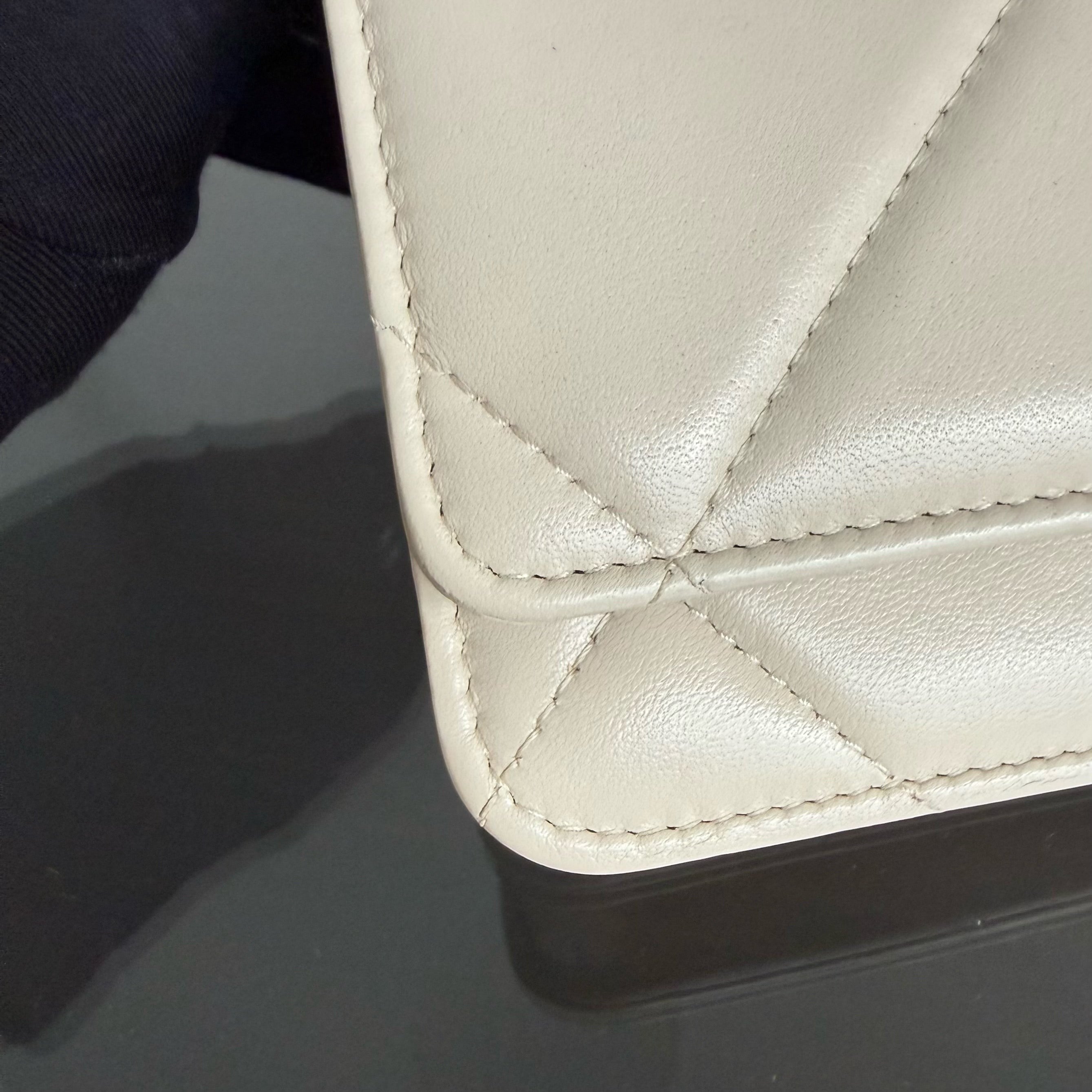 Chanel C19 WOC - 19 Bag Wallet On Chain Quilted Lambskin Beige Two Tone Gold Hardware Series 30
