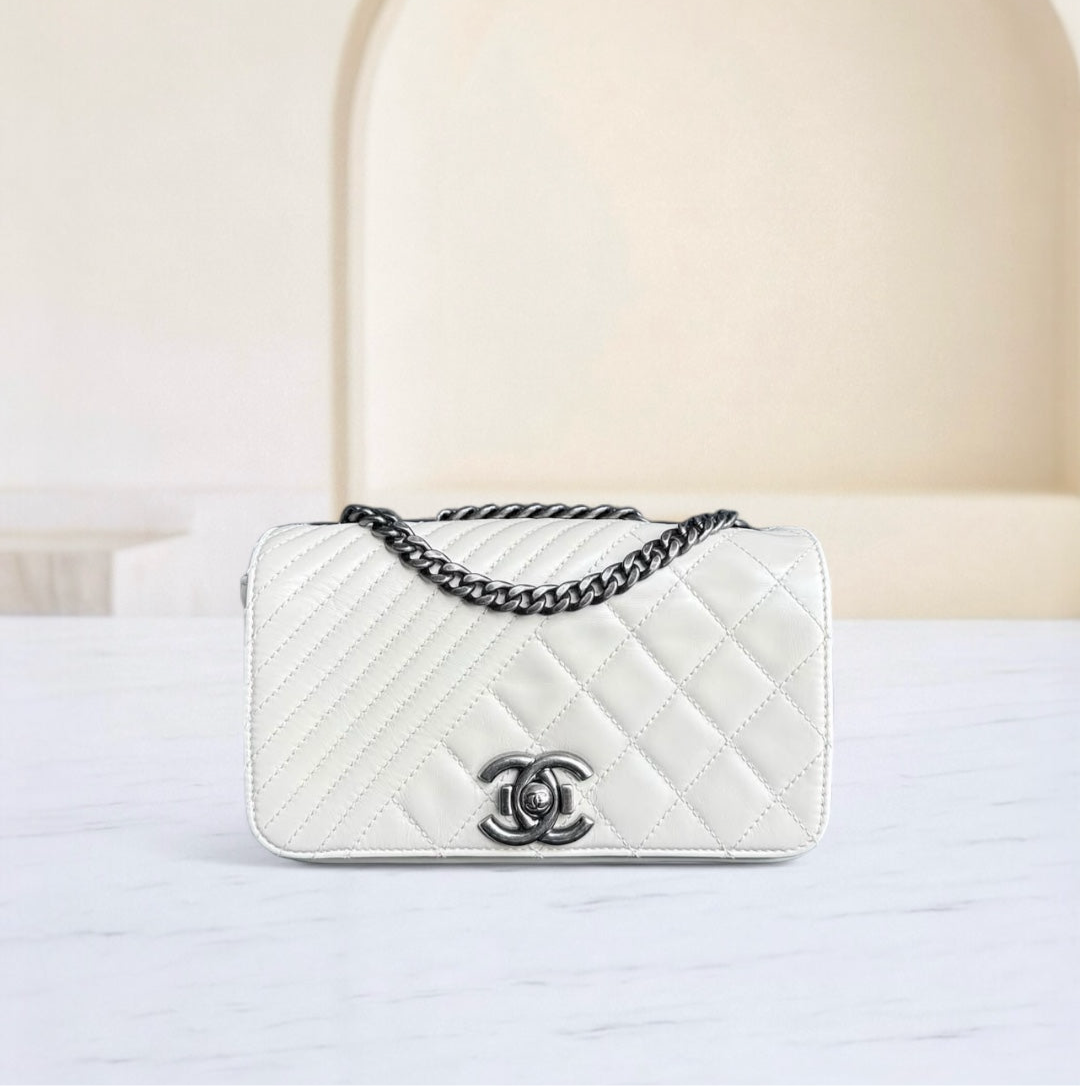 Chanel Coco Boy Small - Seasonal Flap Glazed Calfskin White Ruthenium Silver Hardware Series 20