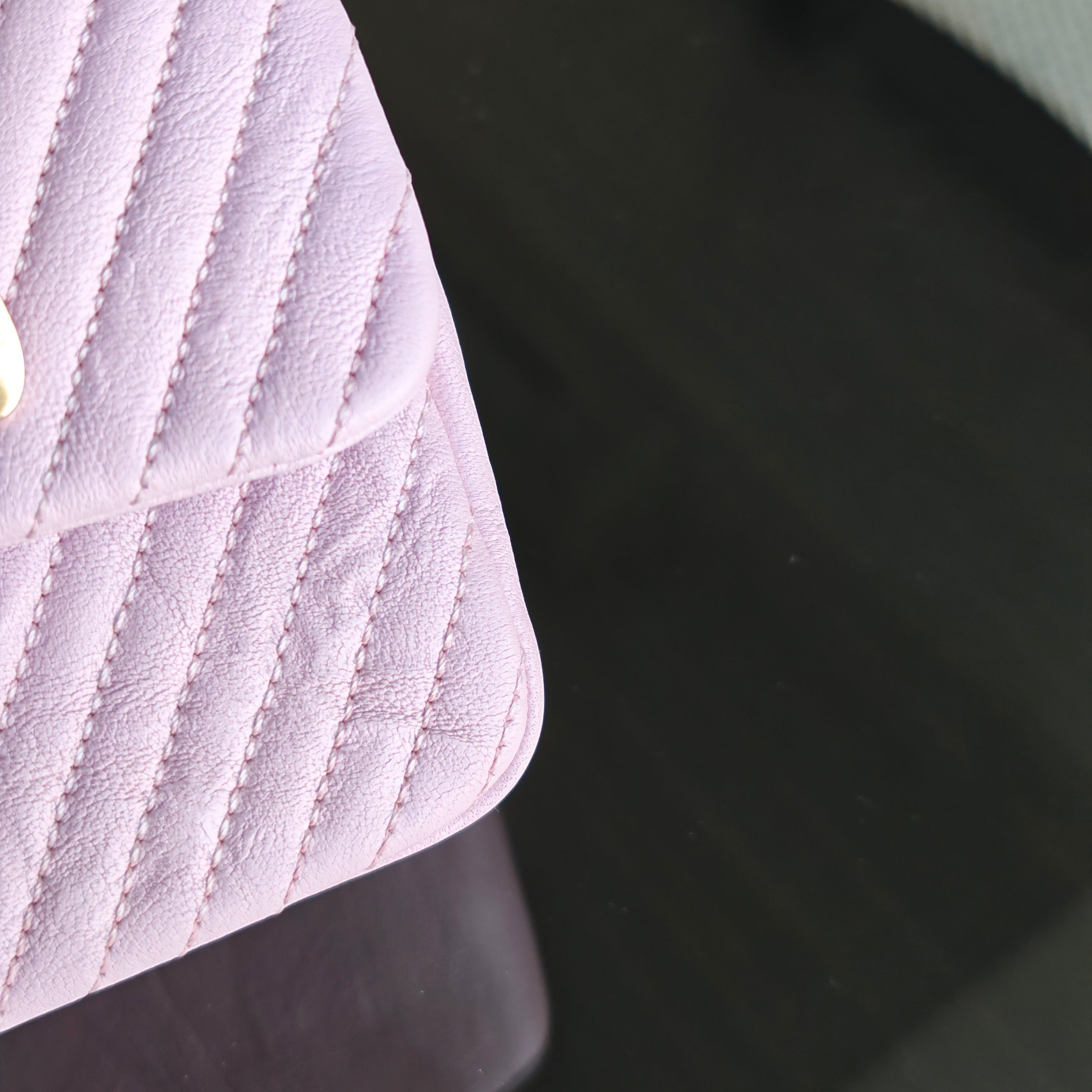 Chanel Seasonal Flap - Chevron Surpique CC Herringbone Medallion Flap Light pink Gold Hardware Series 22