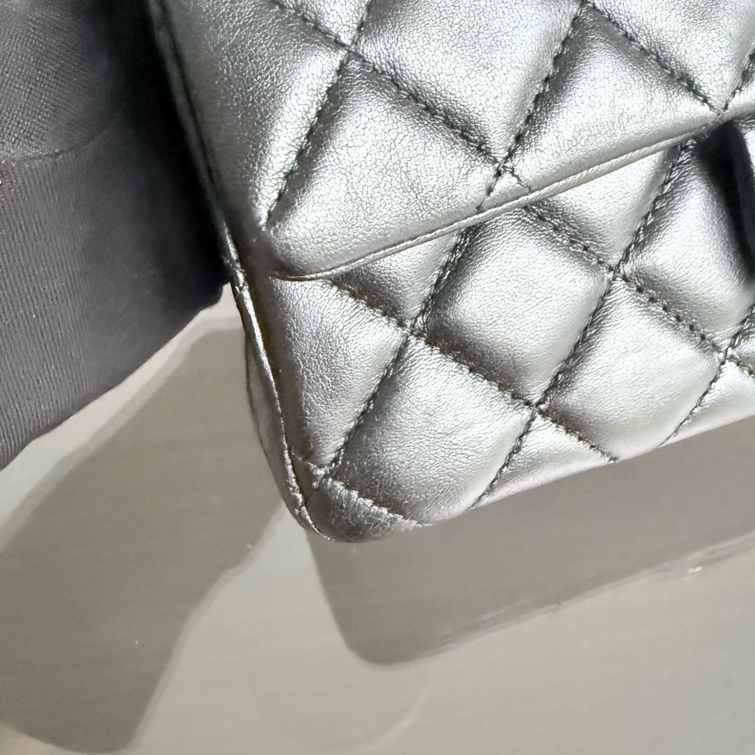 Chanel Classic Flap Mini - 20CM Quilted Lambskin Black Silver Hardware Series 24