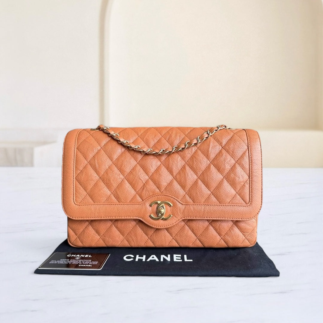 Chanel Seasonal Flap Two-tone - Caviar Quilted Caramel Gold Hardware Series 21