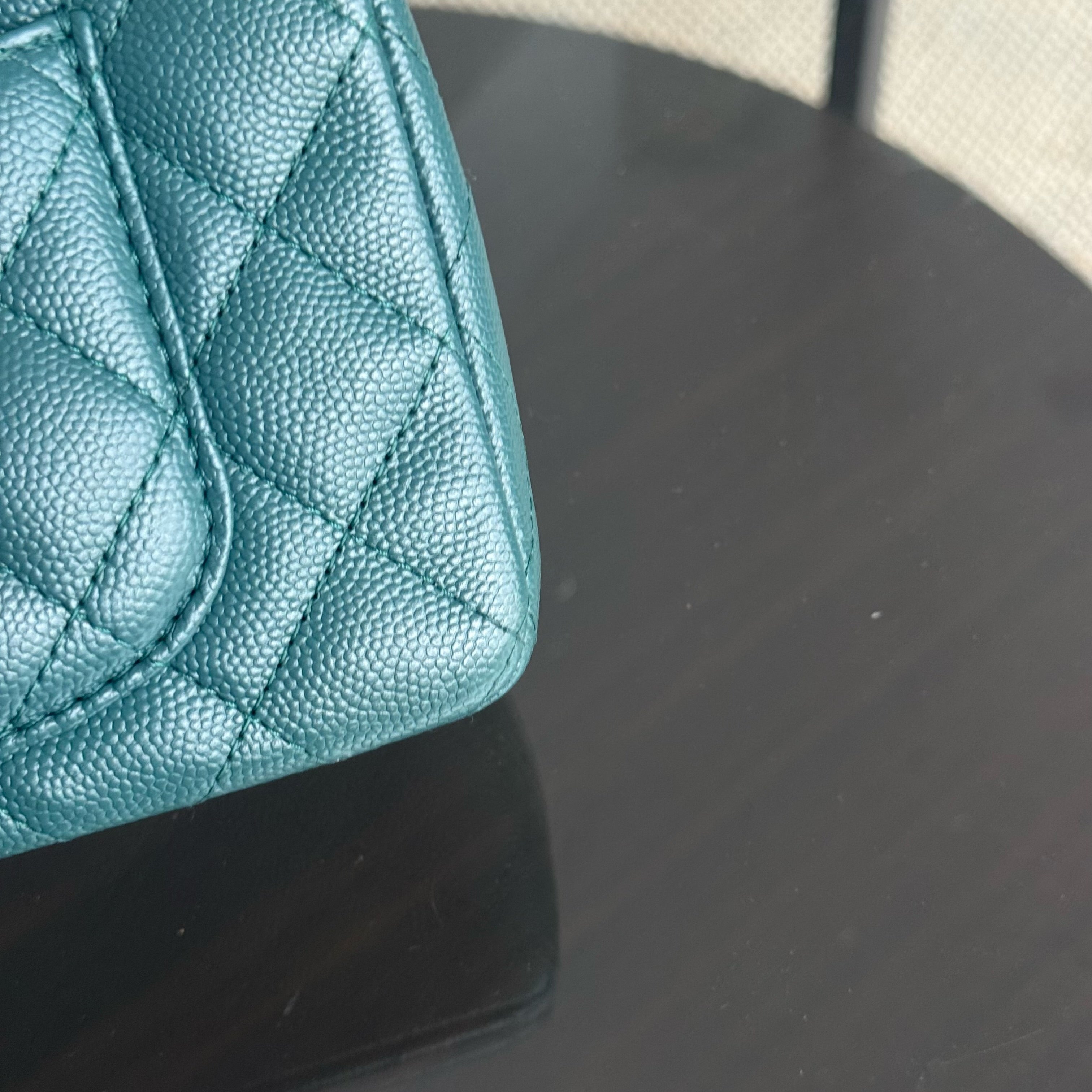 Chanel Classic Flap Mini - Caviar 20CM Quilted Dark Green Gold Hardware Series 24