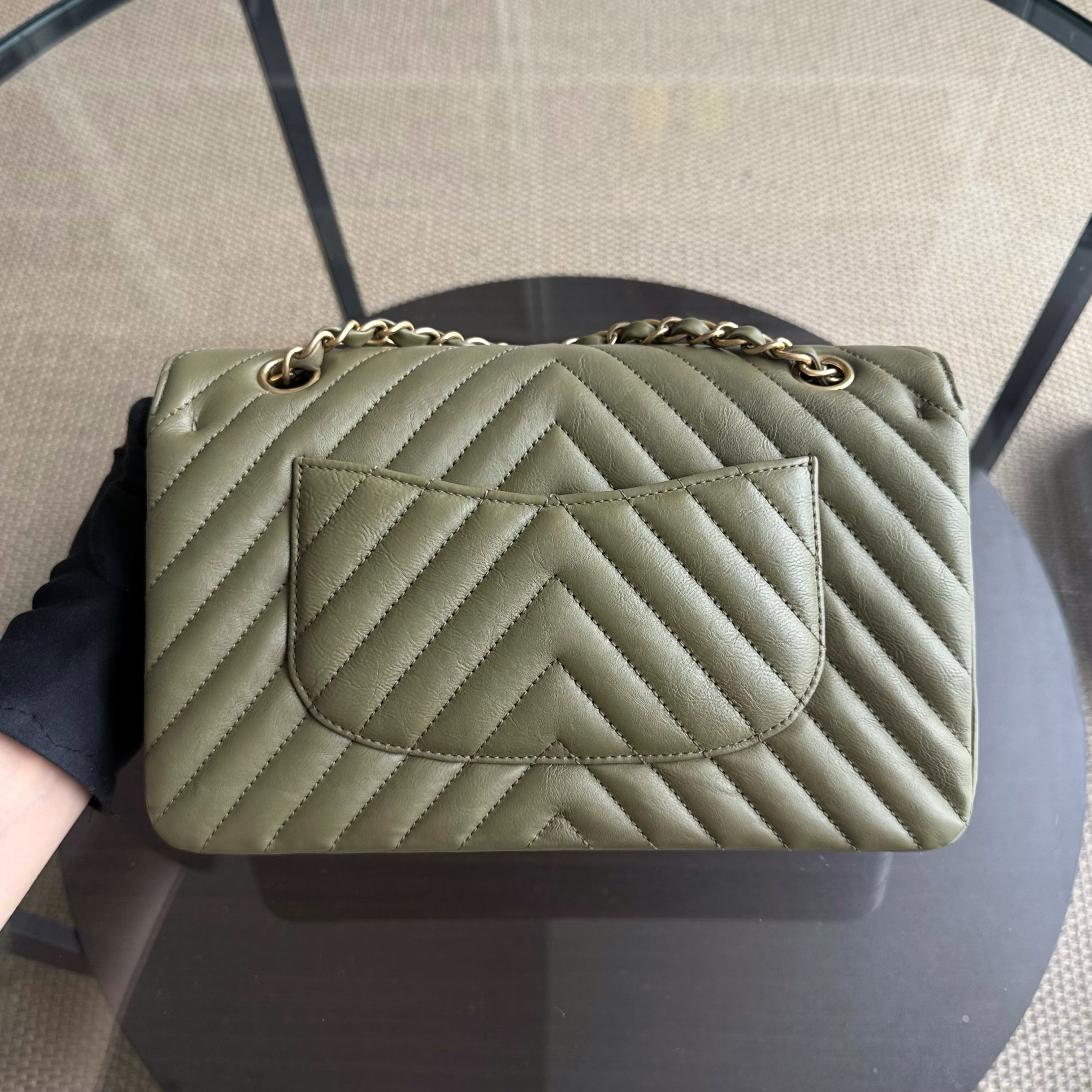 Chanel Classic Flap Medium - 25CM Chevron Grained Calfskin Olive Green Gold Hardware Series 23
