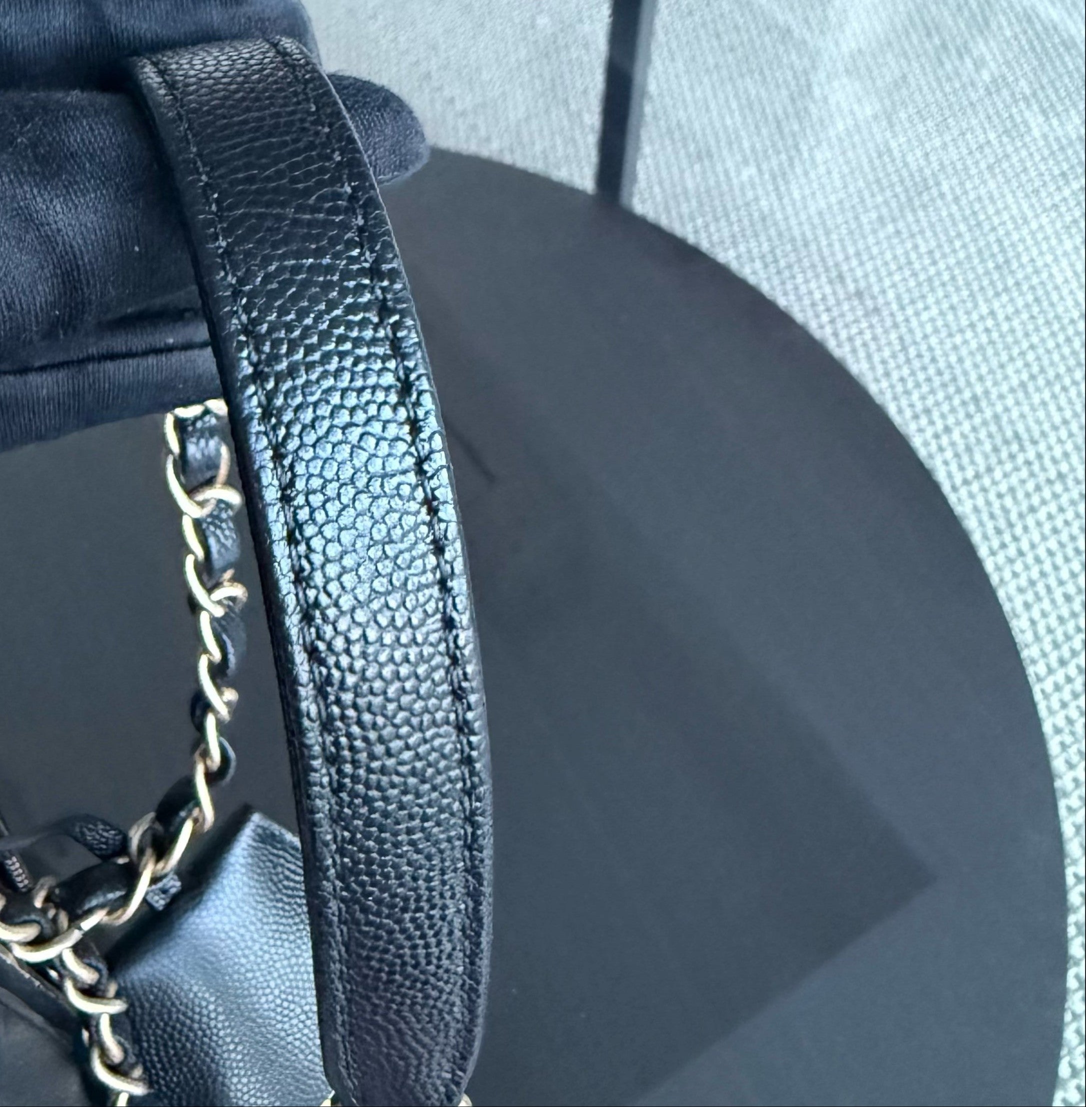 Chanel Filigree Vanity Case Medium - Caviar Quilted Grained Calfskin Black Gold Hardware