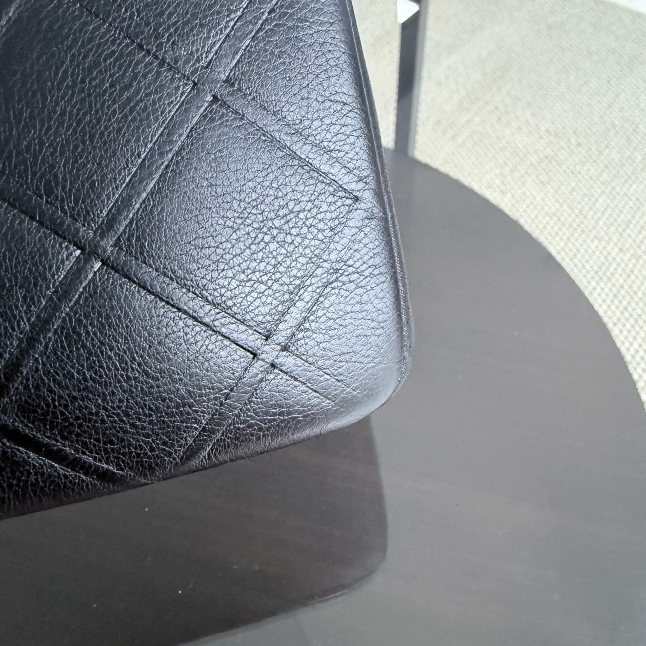 Chanel Flap Medium - Calfskin 25CM Quilted Black Ruthenium Silver Hardware Series 18