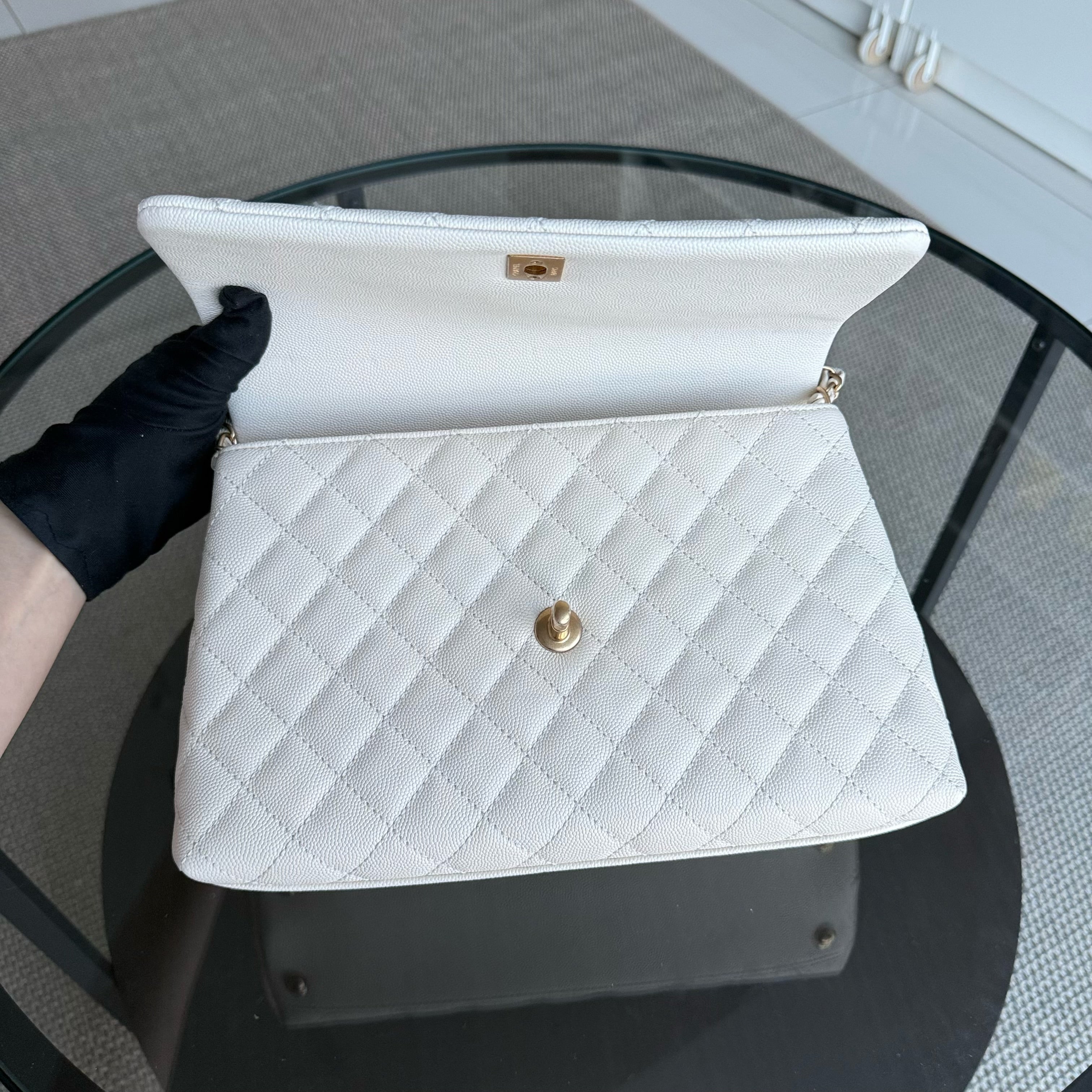 Chanel Coco Handle Medium - Caviar Quilted Lizard Handle White Gold Hardward 24
