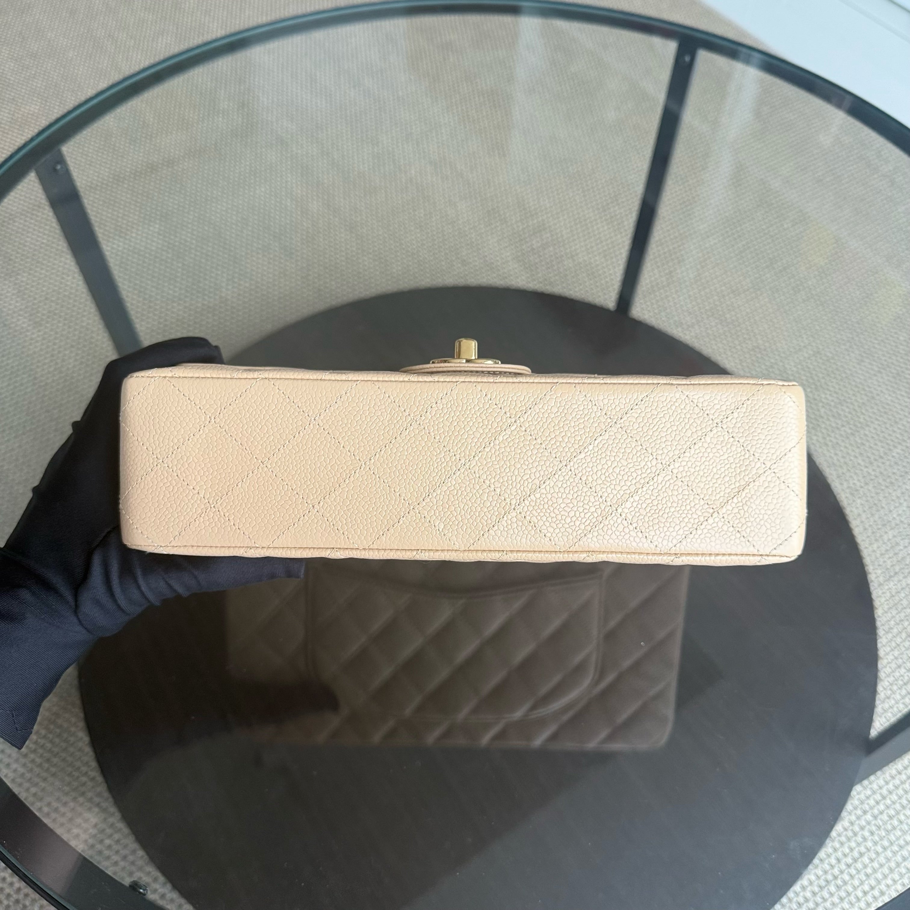 Chanel Classic Flap Medium - Caviar 25CM Quilted Grained Calfskin Beige Gold Hardware Series 18