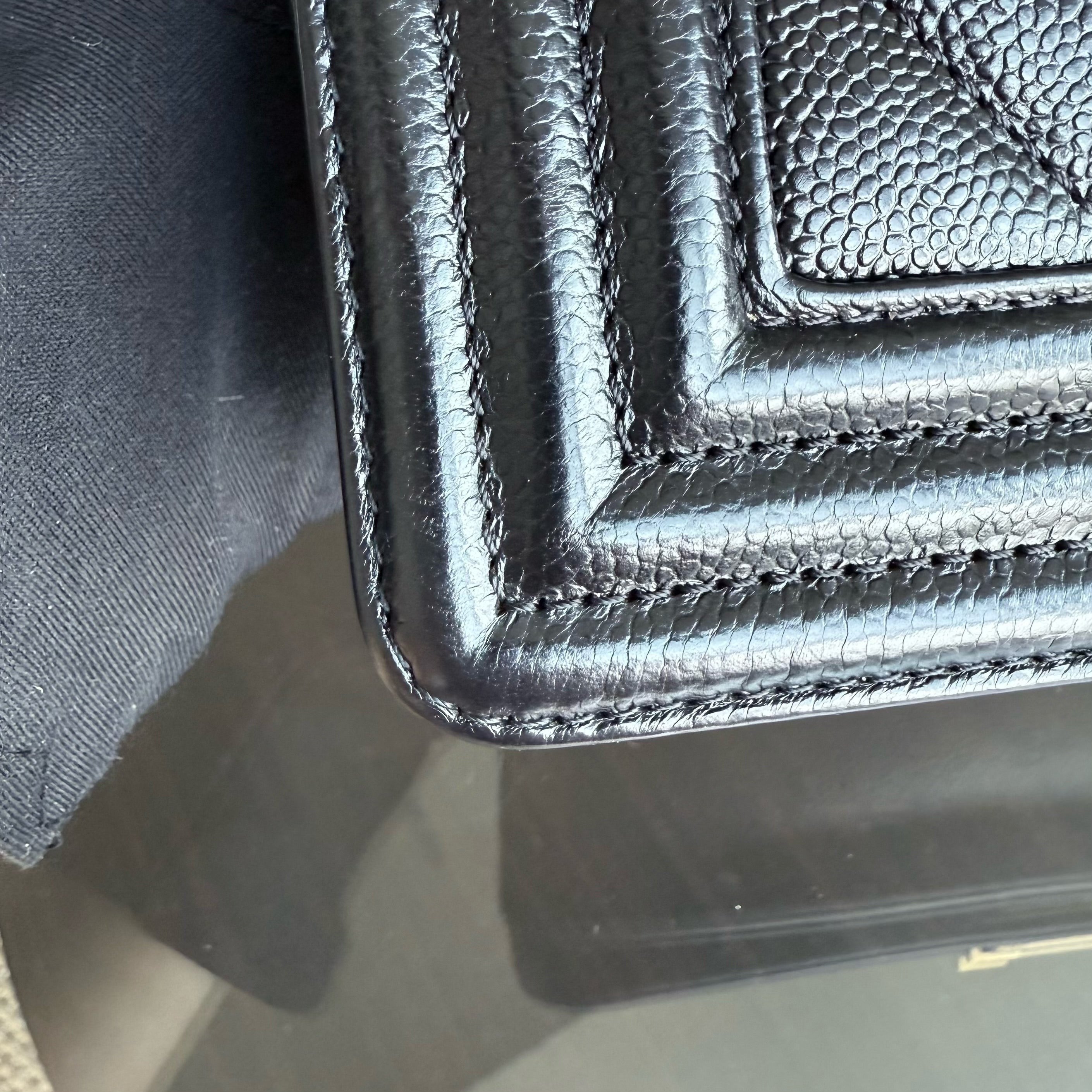 Chanel Boy Small - Caviar 20CM Chevron Black Gold Hardware Series 24
