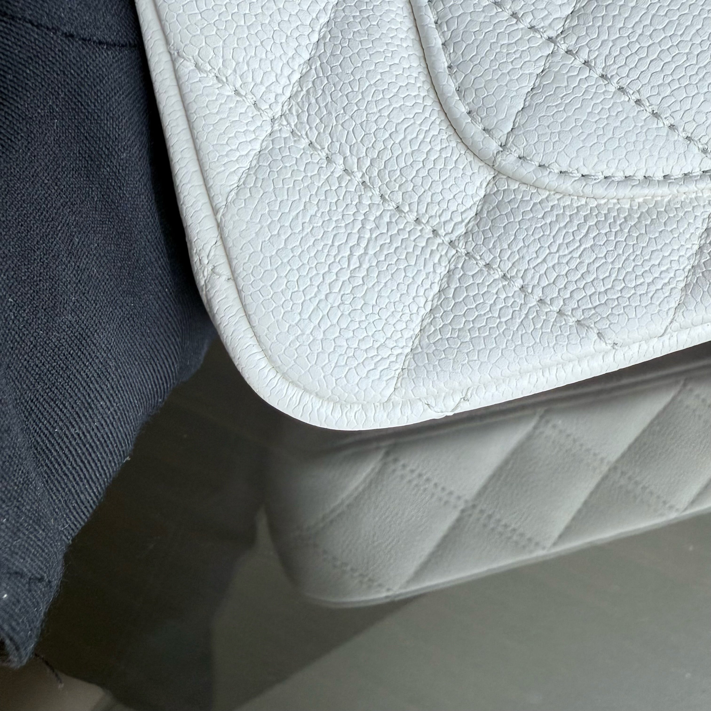 Chanel Flap Mini 21CM Sweetheart 23P - Caviar Quilted White Gold Hardware Microchip