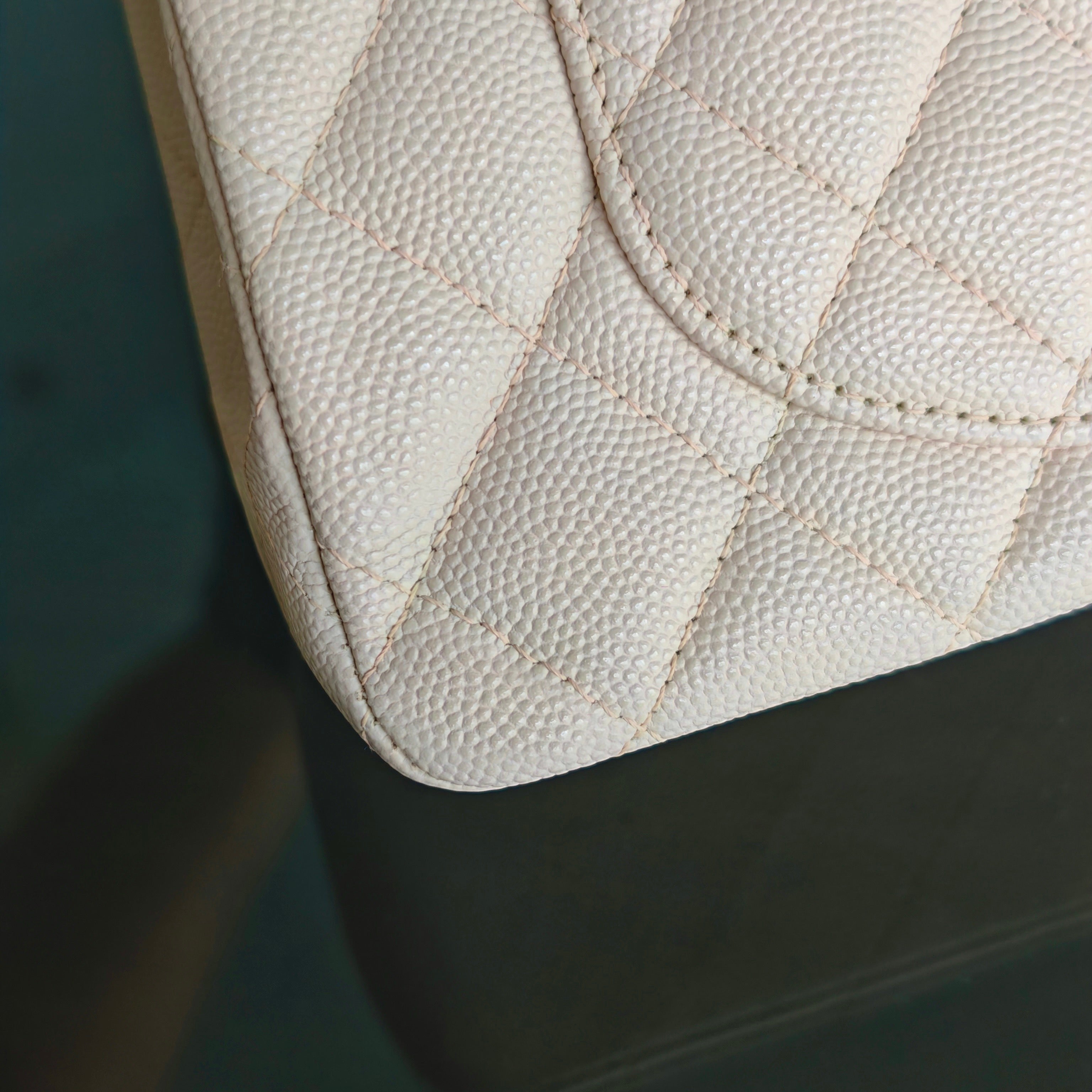 Chanel Classic Flap Small - Caviar 23CM Quilted Light Pink Light Gold Hardware Series 29