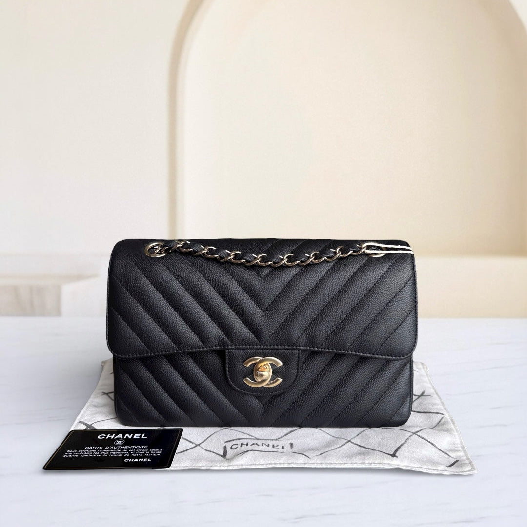 Chanel Classic Flap Small - Caviar 23CM Chevron Black Gold Hardware Series 27