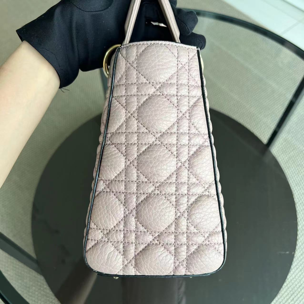 *Flap, Full Set, Receipt* Lady Medium Grained Calfskin Nude Pink Blush Golden Hardware Flap Opening