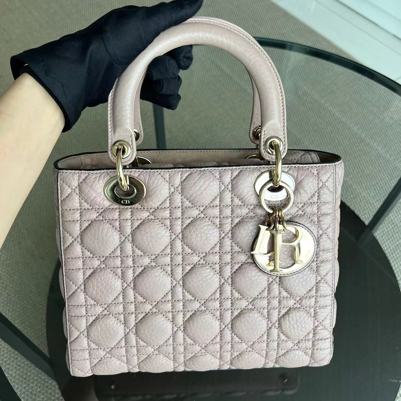 *Flap, Full Set, Receipt* Lady Medium Grained Calfskin Nude Pink Blush Golden Hardware Flap Opening