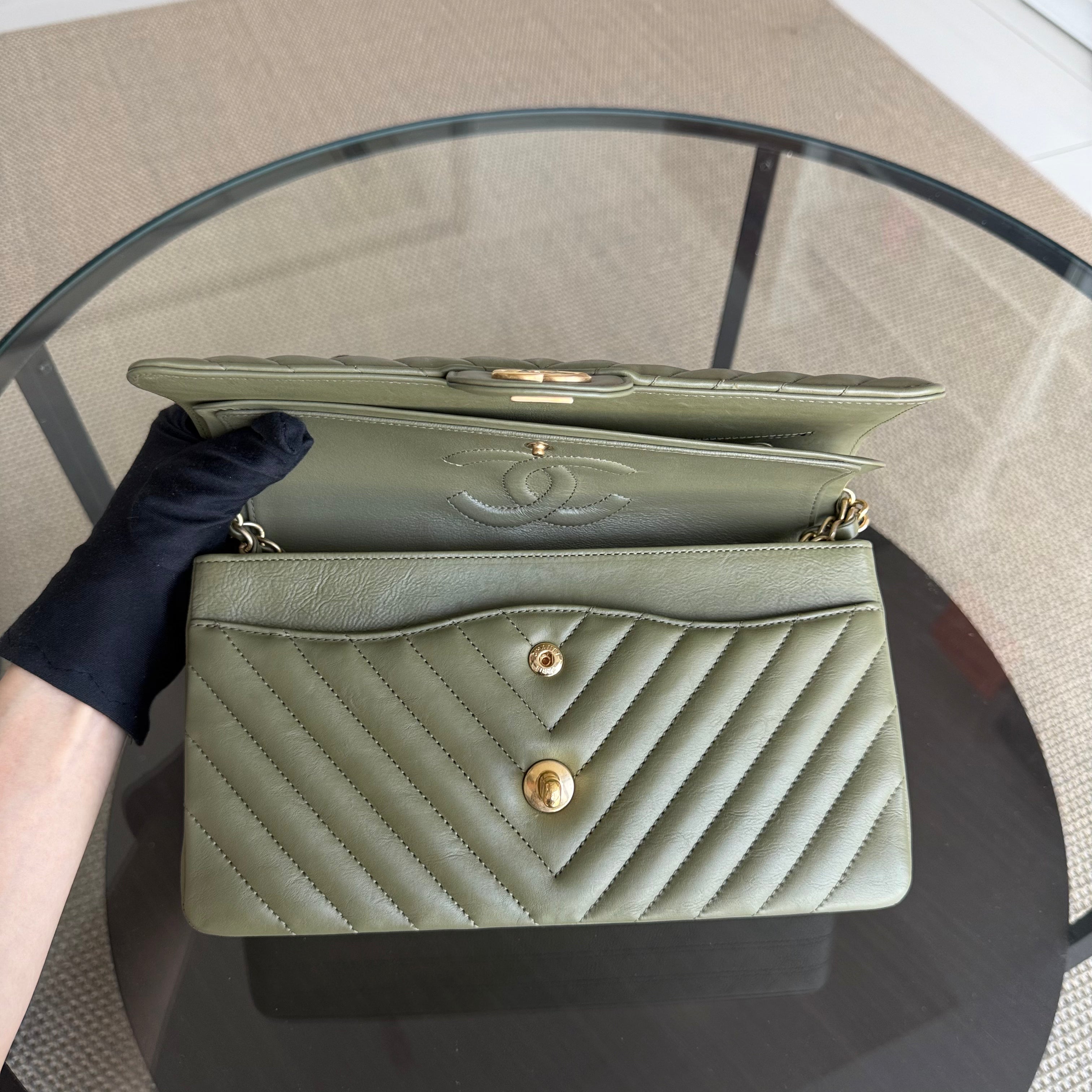 Chanel Classic Flap Medium - 25CM Chevron Grained Calfskin Olive Green Gold Hardware Series 23