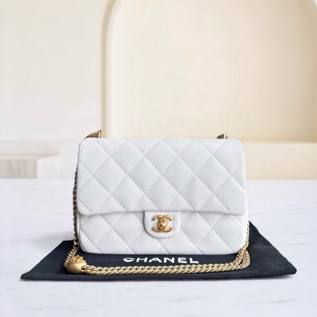 Chanel Flap Medium 25CM Sweetheart 23P Adjustable Chain - Caviar Quilted White Gold Hardware Microchip
