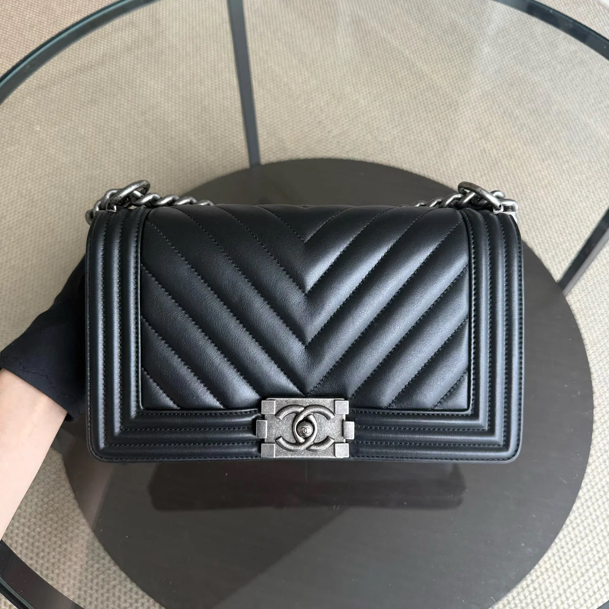 Chanel Boy Medium - 25CM Chevron Calfskin Black Ruthenium Silver Hardware
