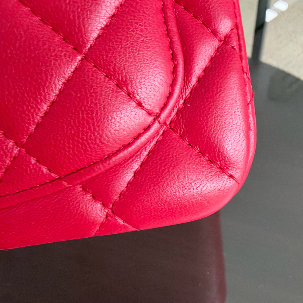 Chanel Classic Flap Mini Square - 17CM Quilted Lambskin Red Gold Hardware Series 23