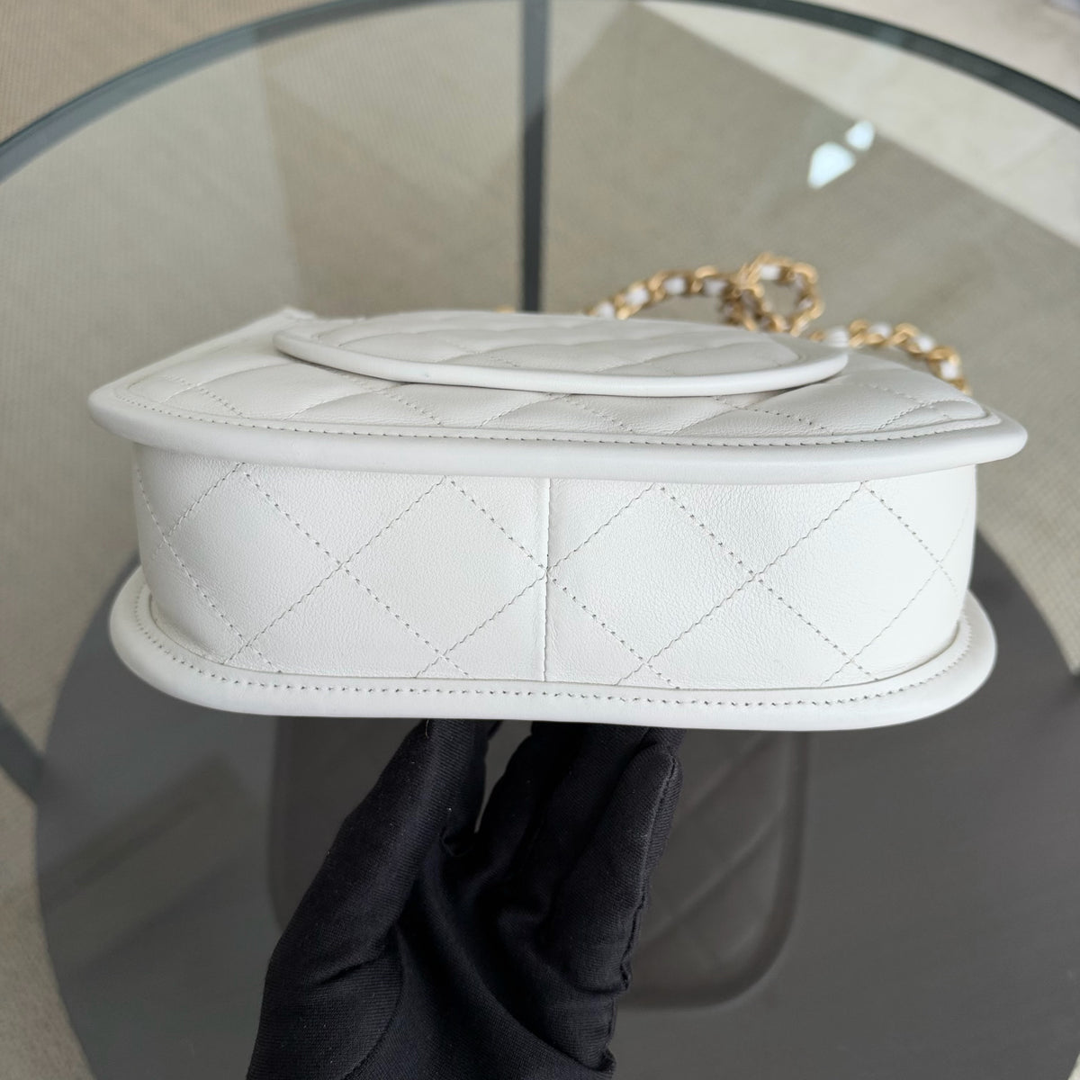 Chanel CC Quilted Hobo White Calfskin Microchip