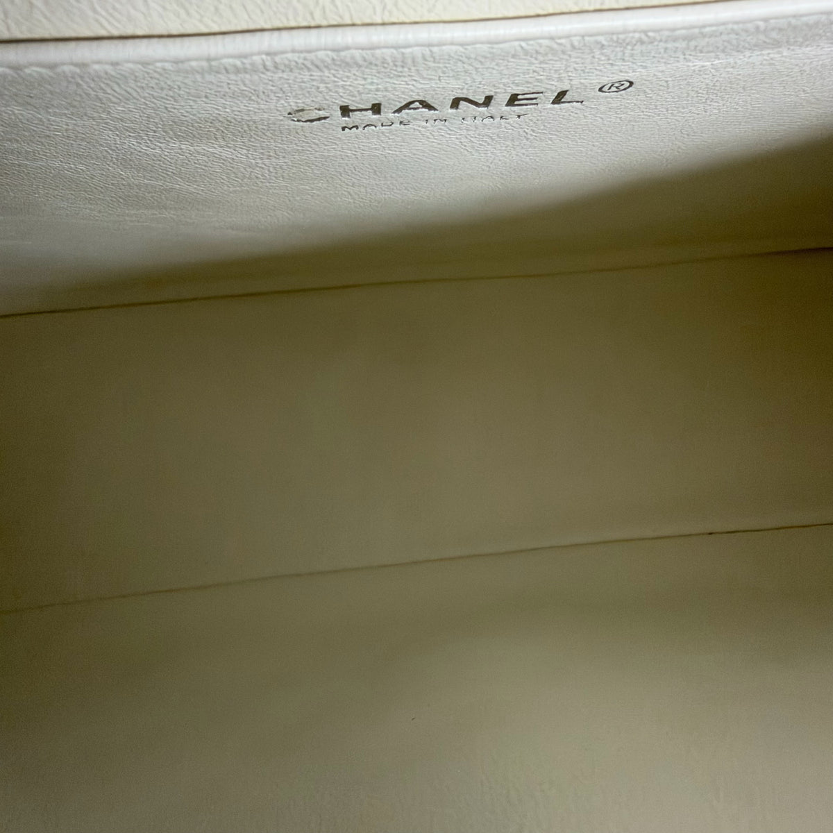Chanel Classic Flap Jumbo - Caviar 30CM Single Flap Quilted White Silver Hardware