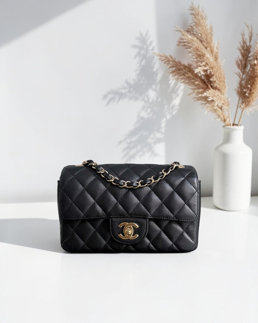 Chanel Classic Flap Mini - Caviar 20CM Quilted Black Gold Hardware Series 23