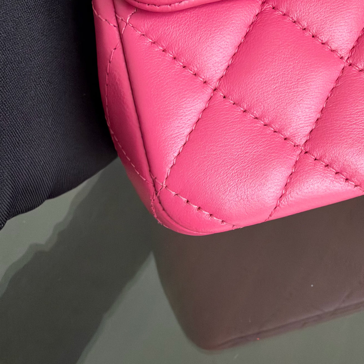 Chanel Mini Rectangle Classic Flap - 20CM Lamskin Quilted Pink Gold Hardware Series 18