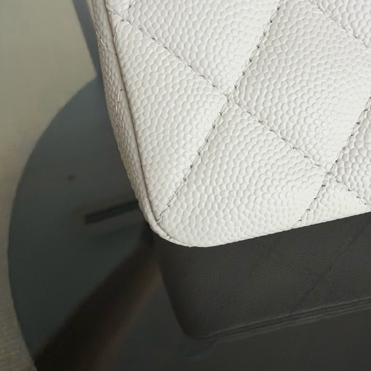 Chanel Classic Flap Small - Caviar 23CM Quilted White Gold Hardware Series 28