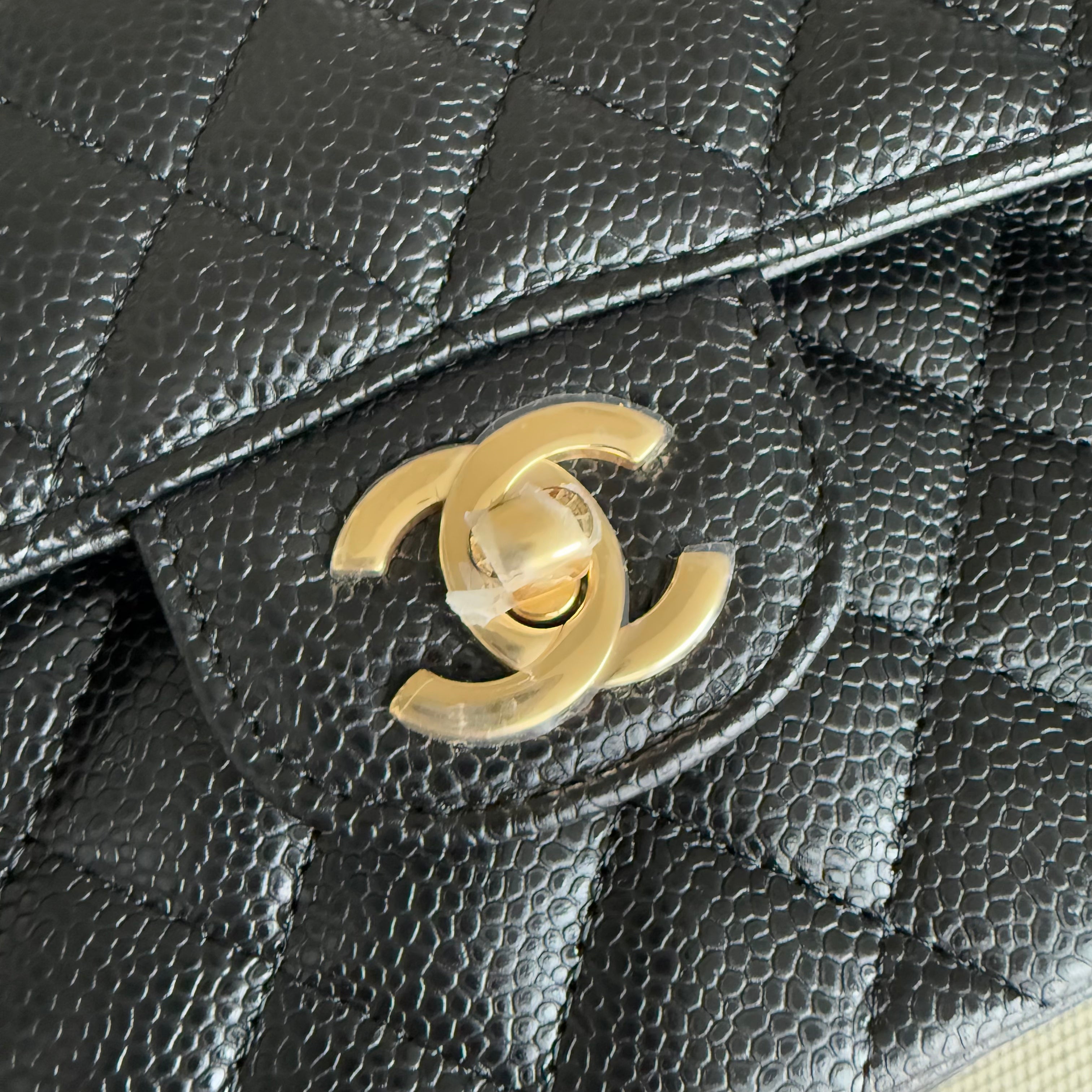 Chanel Classic Flap Small - Caviar 23CM Quilted Black Gold Hardware Microchip