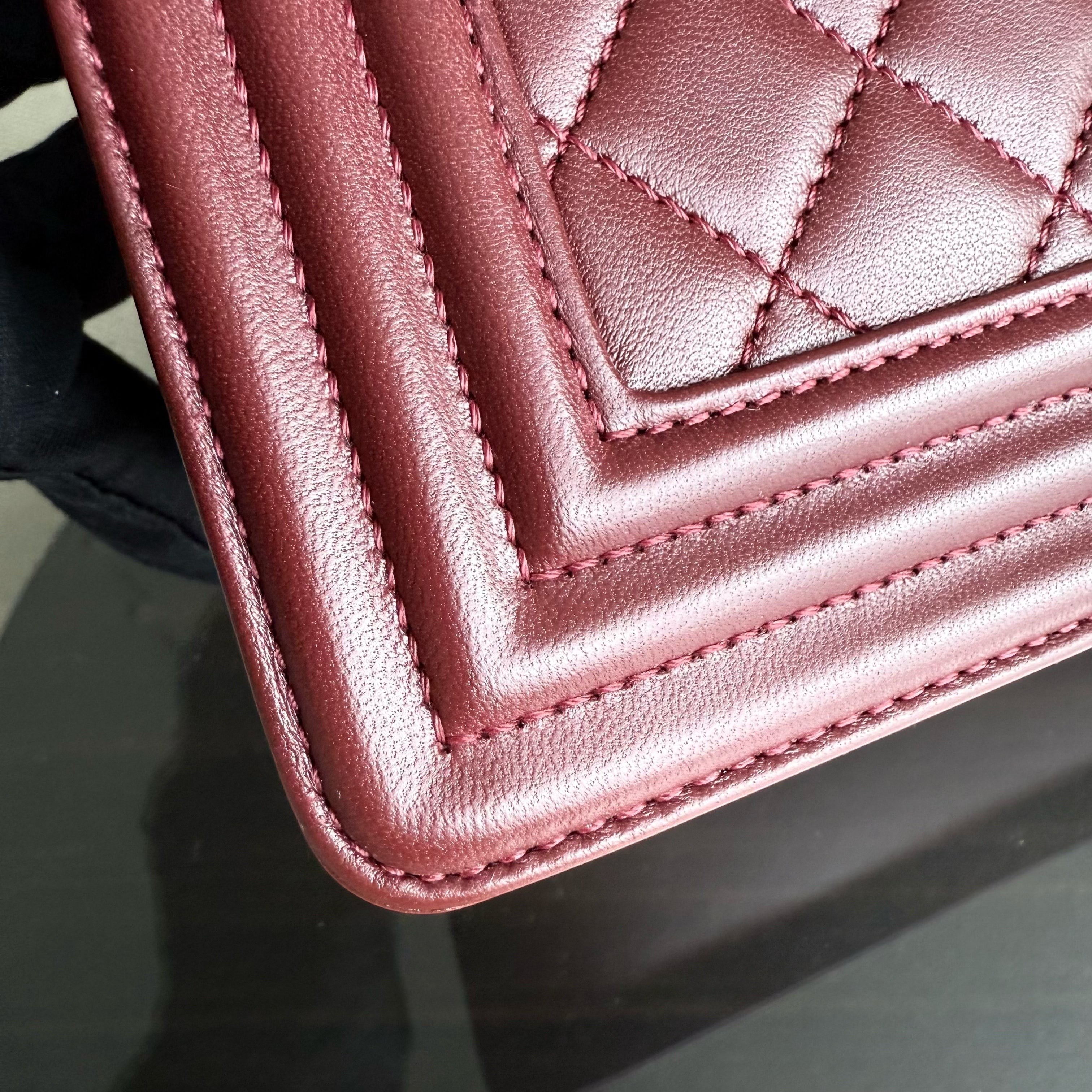 Chanel Boy Small - 20CM Quilted Lambskin Burgundy Dark Red Gold Harwdare Series 22