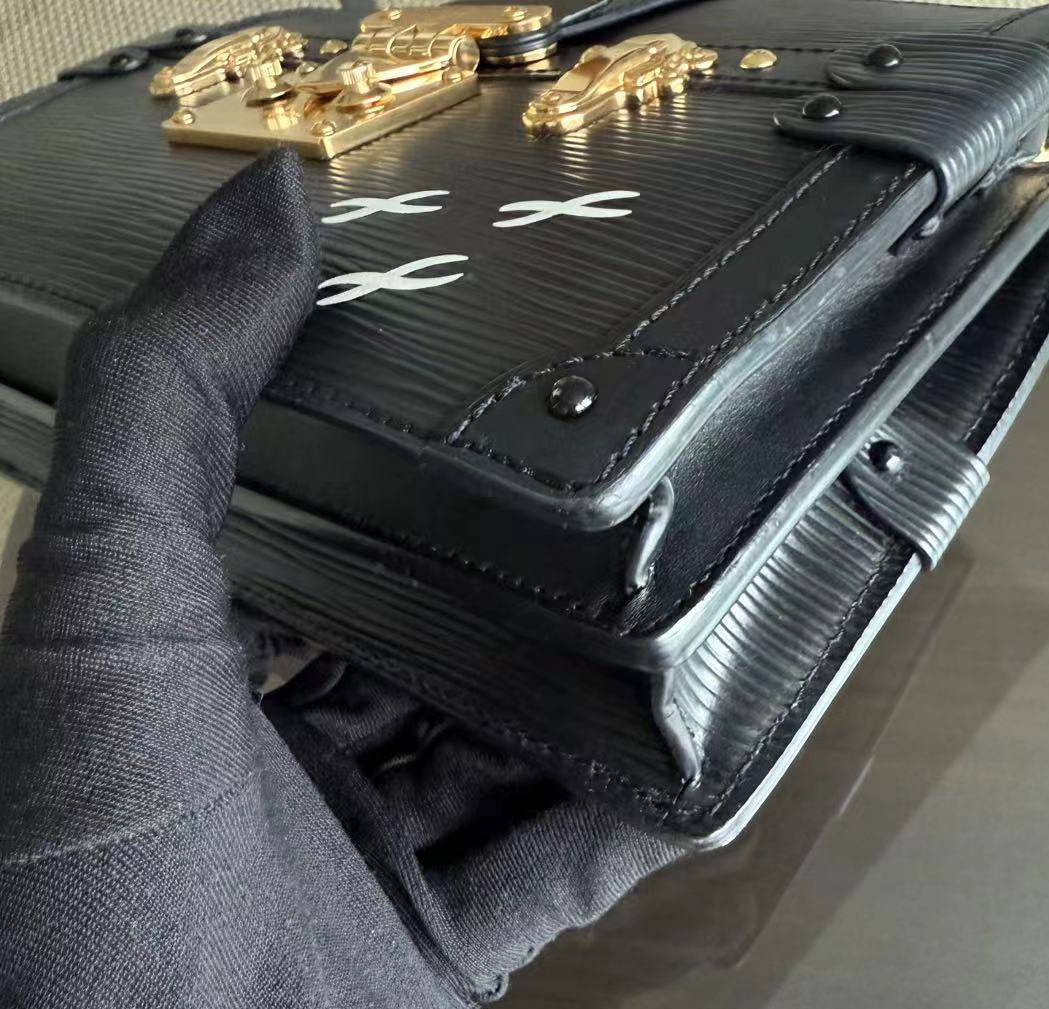Louis Vuitton Trunk Clutch - EPI Leather Black Gold Hardware