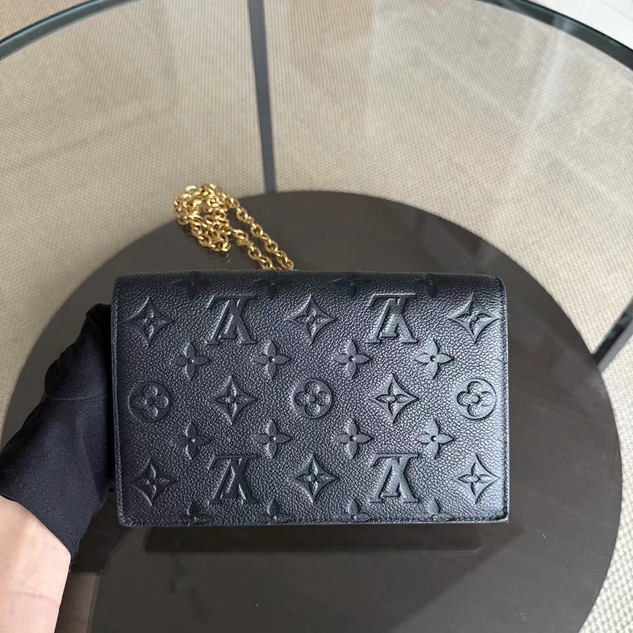 Louis Vuitton Vavin Chain WOC Wallet On Chain Empreinte Noir Black Gold Hardware